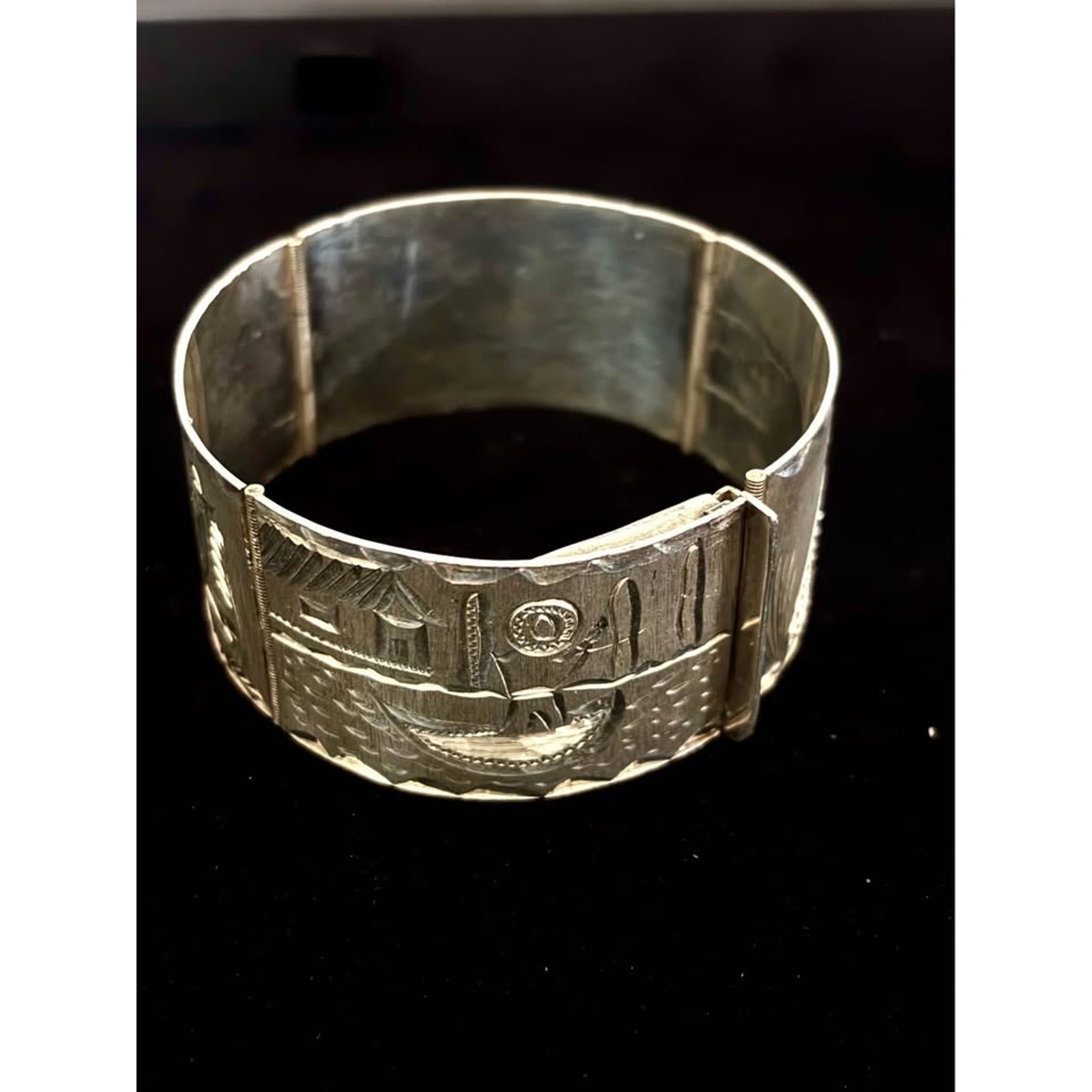 Vintage Sterling Silver Panel Bracelet – Cowboy Desert Scene – 38.4g, 6.5”