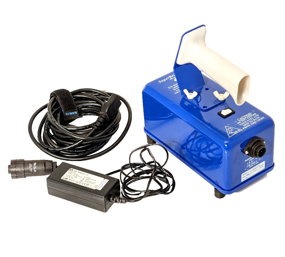 UV Systems SuperBright II 3000 Series SW Ultraviolet Lamp Model 3254 w/ Cables