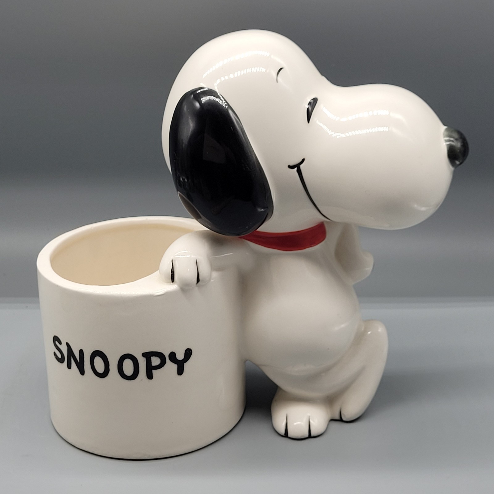 Vintage Ceramic Snoopy Peanuts Planter Pen Holder Schulz Made in Japan 7\