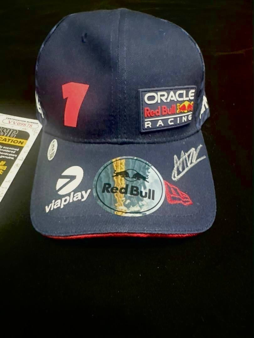 Max Verstappen Red Bull Racing #33 Signed Autographed F1 Cap Hat JSA COA