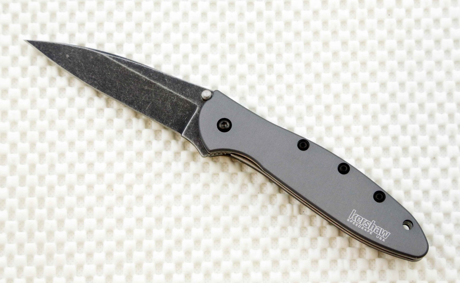 1660GRYBW Kershaw pocket knife Grey Leek FLAG LOGO plain BW Blade New Blem A/O