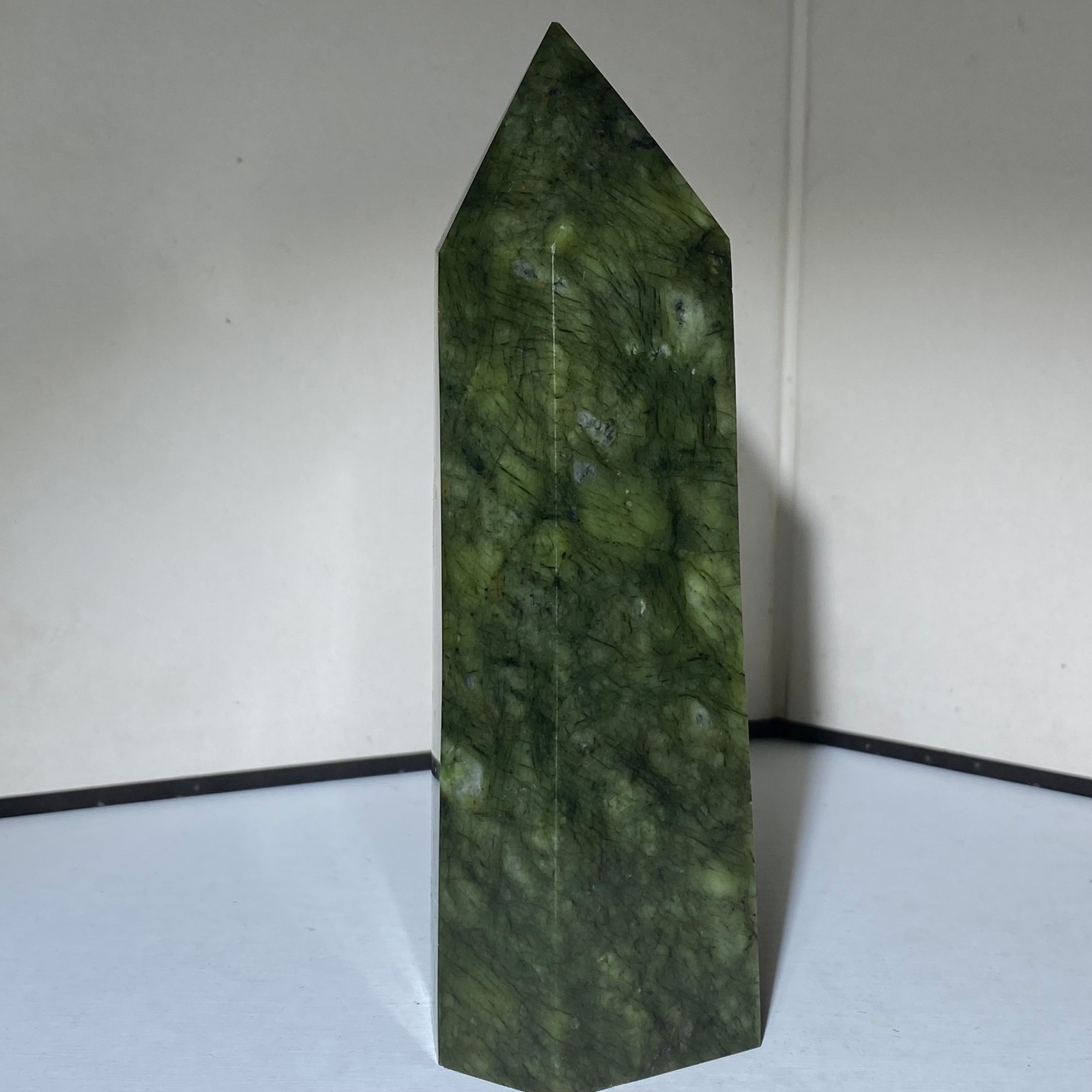 483G Natural green agate Obelisk Quartz Crystal Wand Tower Point Healing