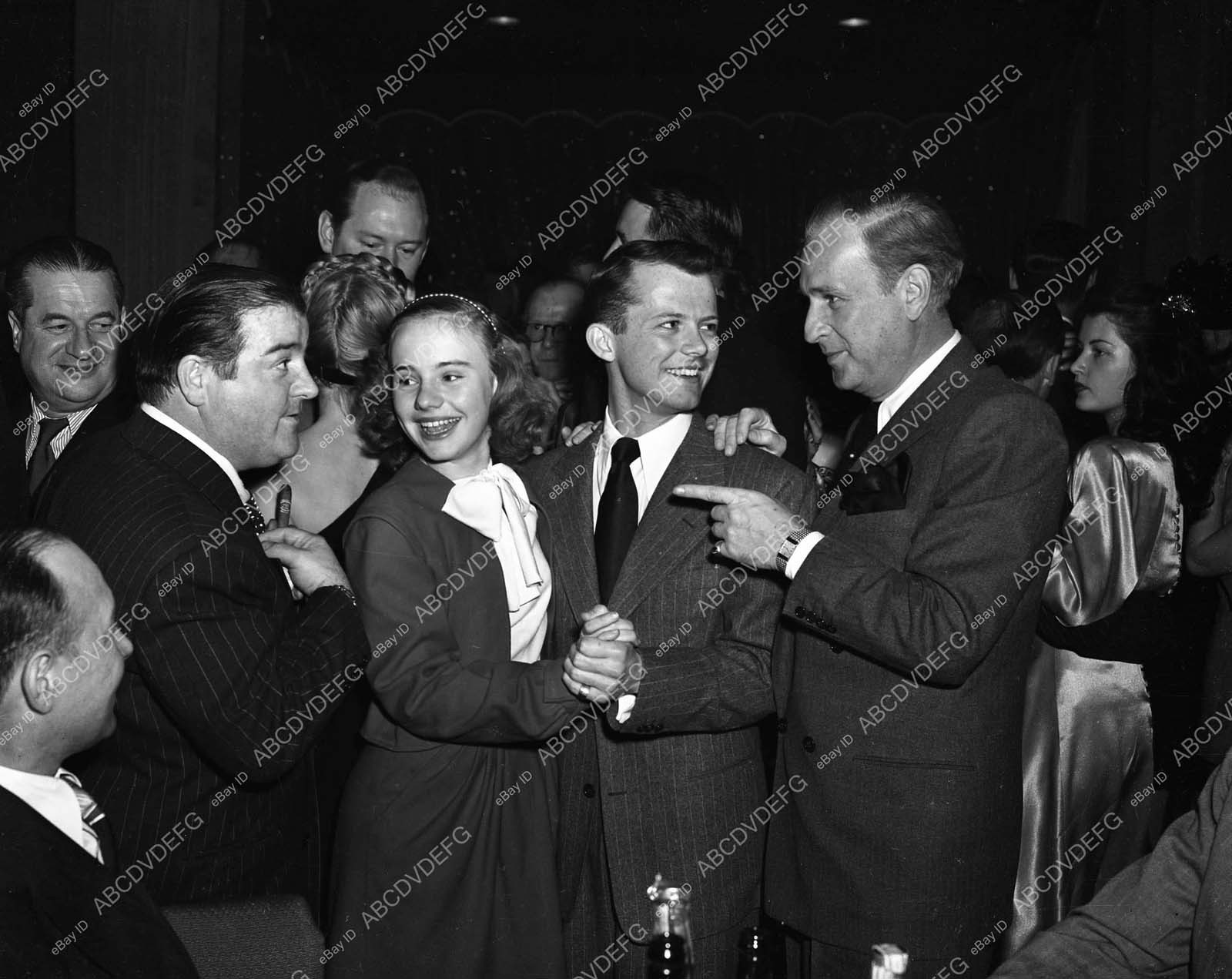 { 1946 Look Mag Awards Bud Abbott Lou Costello Peggy Ann Garner lma1946-09 - lma