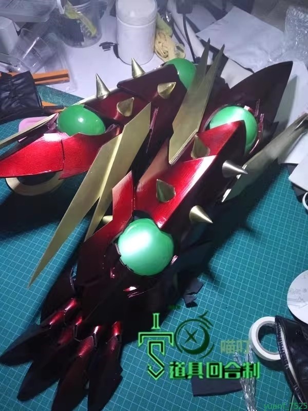 High School DxD Issei Hyoudou Boosted Gear Red Dragon Emperor Gauntlet Cos Props