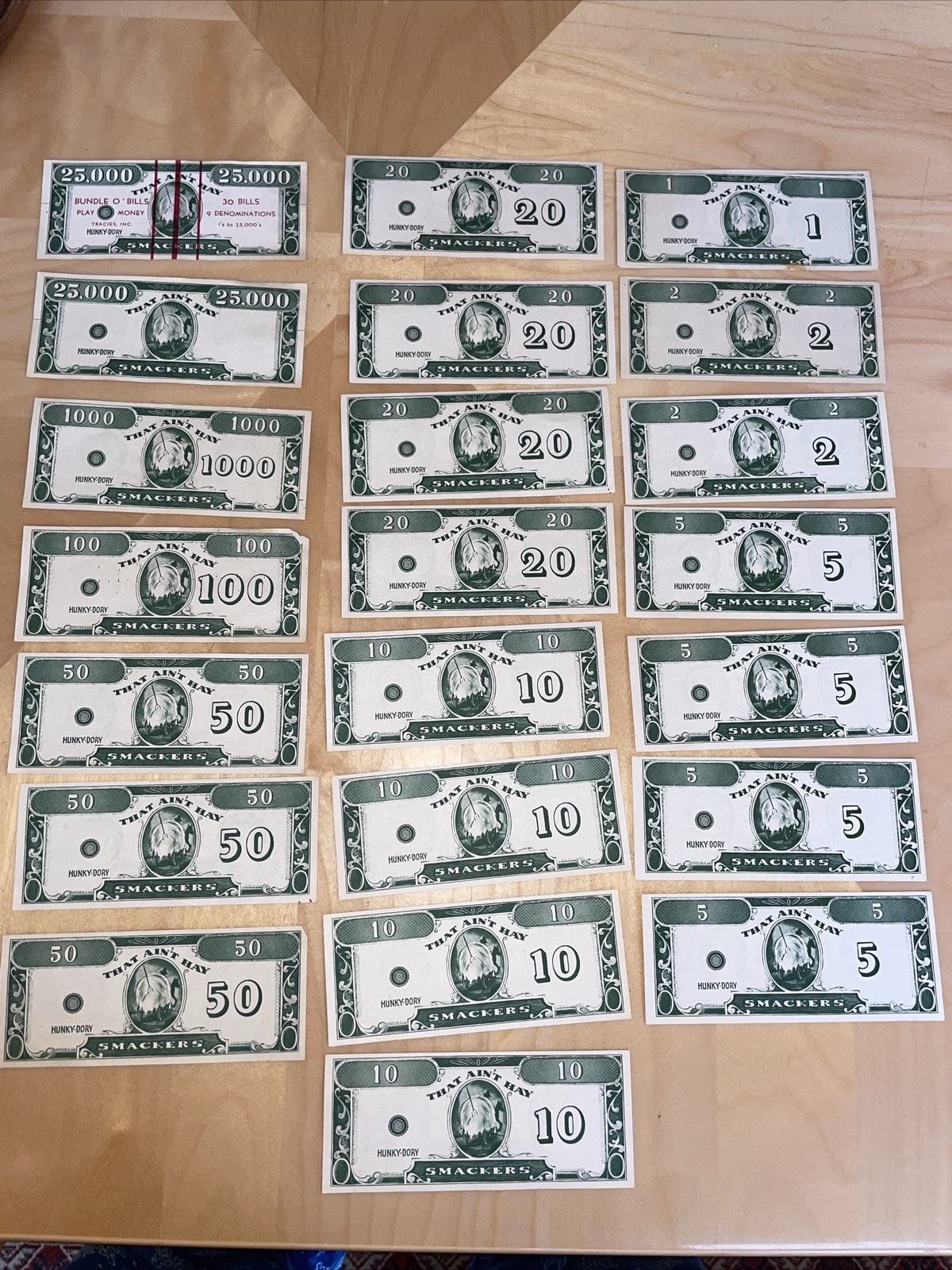 Vintage 22 Pcs of THAT AIN\'T HAY play money SMACKERS 1,2,5,10,20,50,100, 1K, 25K