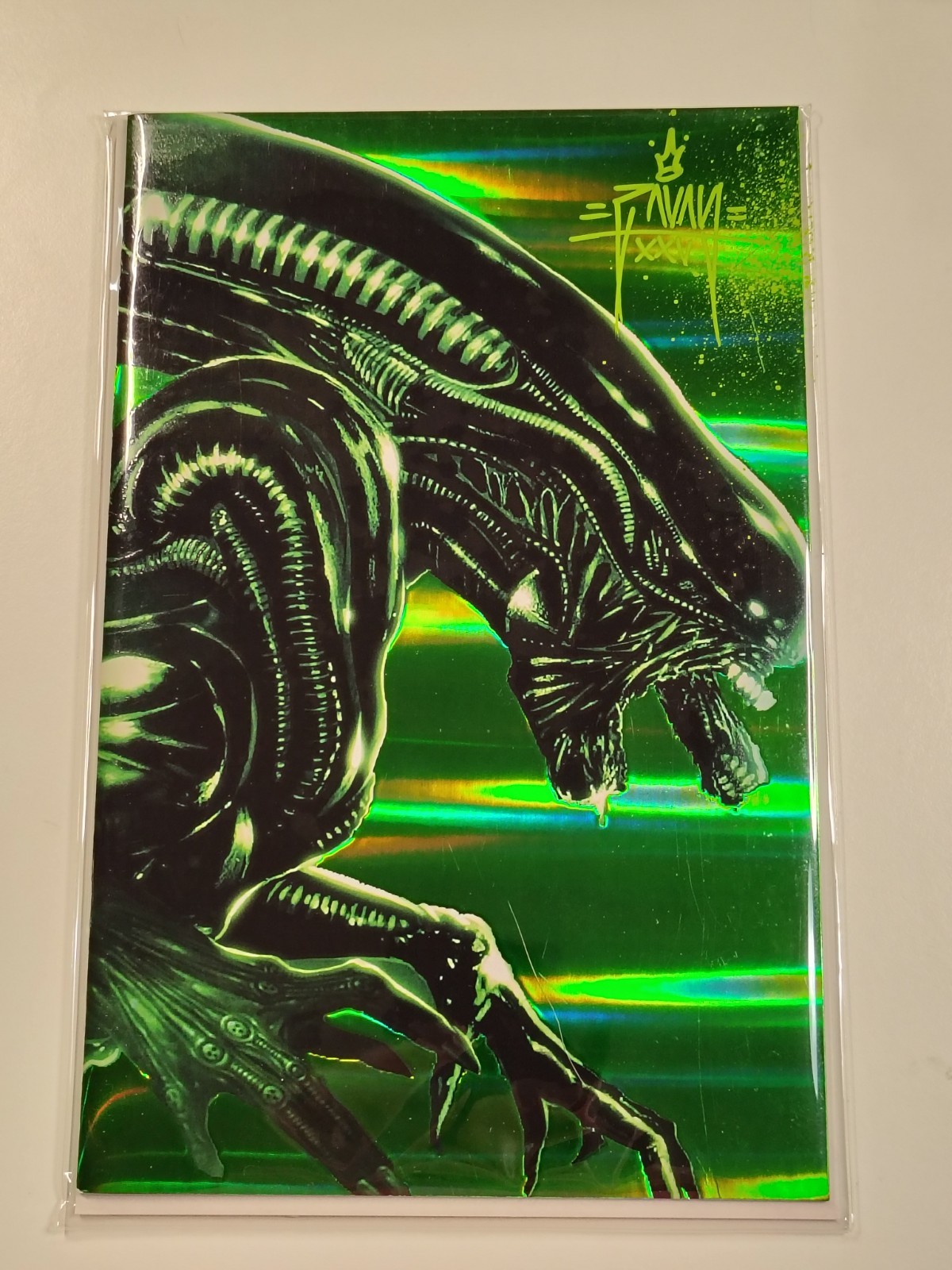 Female Force: Sigourney Weaver Zavala Embossed Spot Foil NYCC Signed w/COA