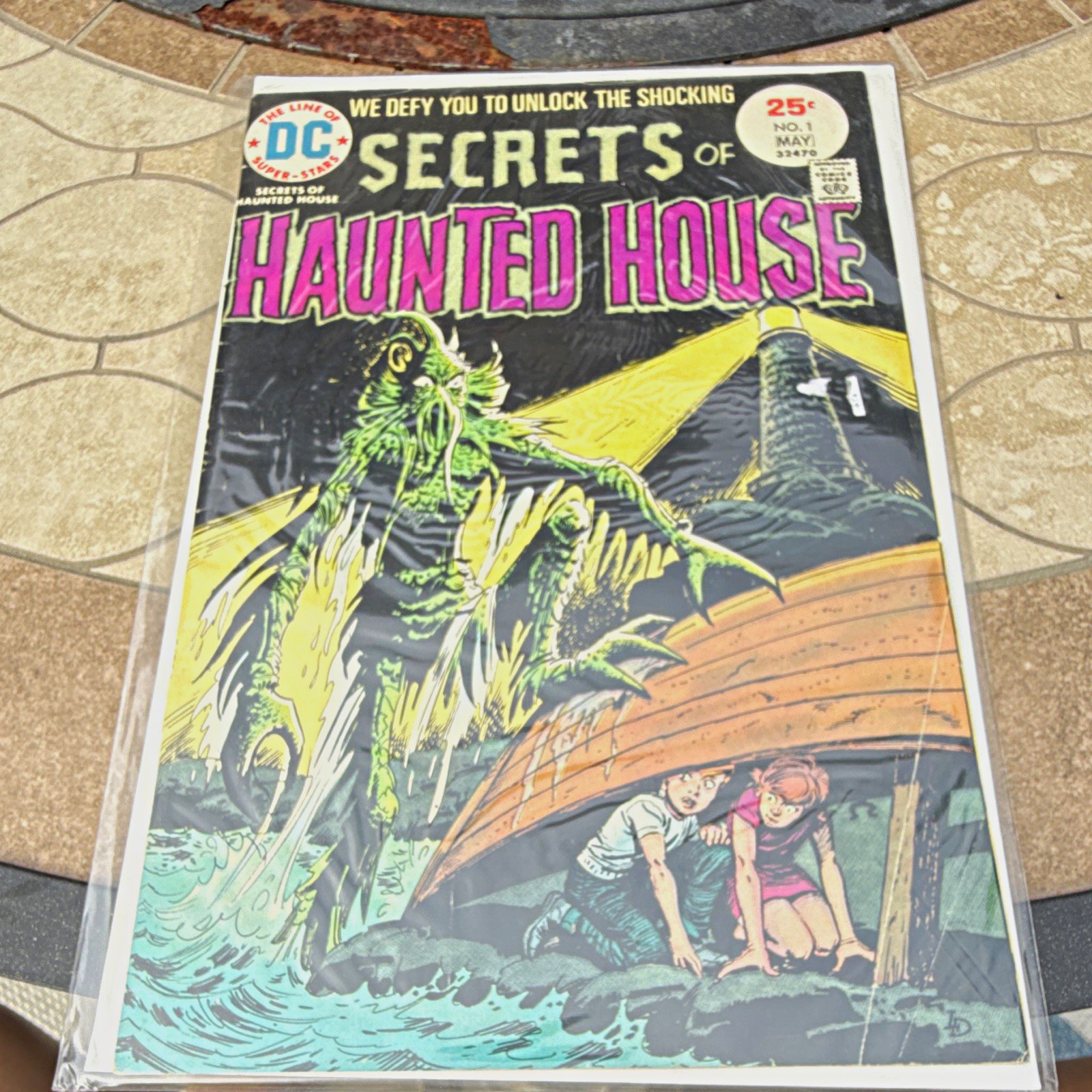 DC Comics Secrets of Haunted House #1 (May 1975) Bronze Age Horror