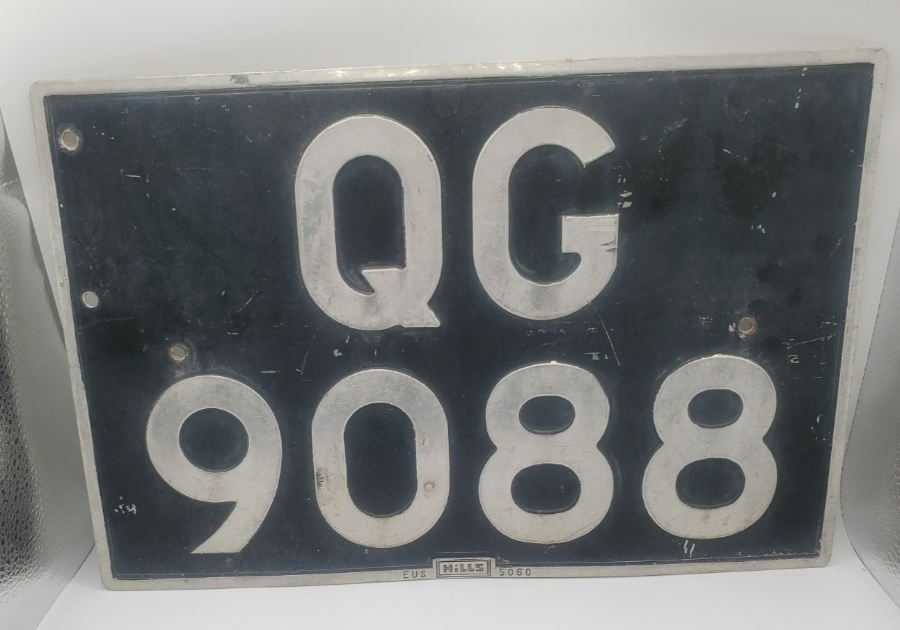 QC 9088 EUS 5060 HILLS London WC License Plate (G4)