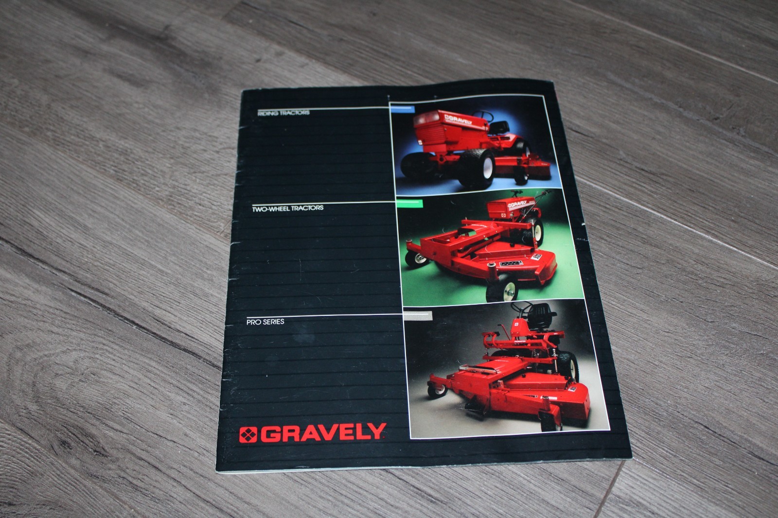 Gravely riding tractors, two wheel tractors & Pro series sales brochure Aug 1989