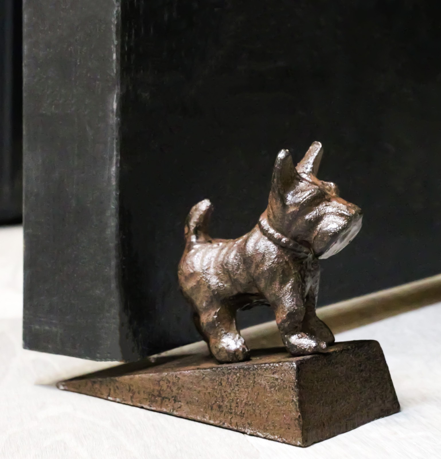 New Cast Iron Scottish Terrier Scottie Dog Door Stop Wedge UX4667 