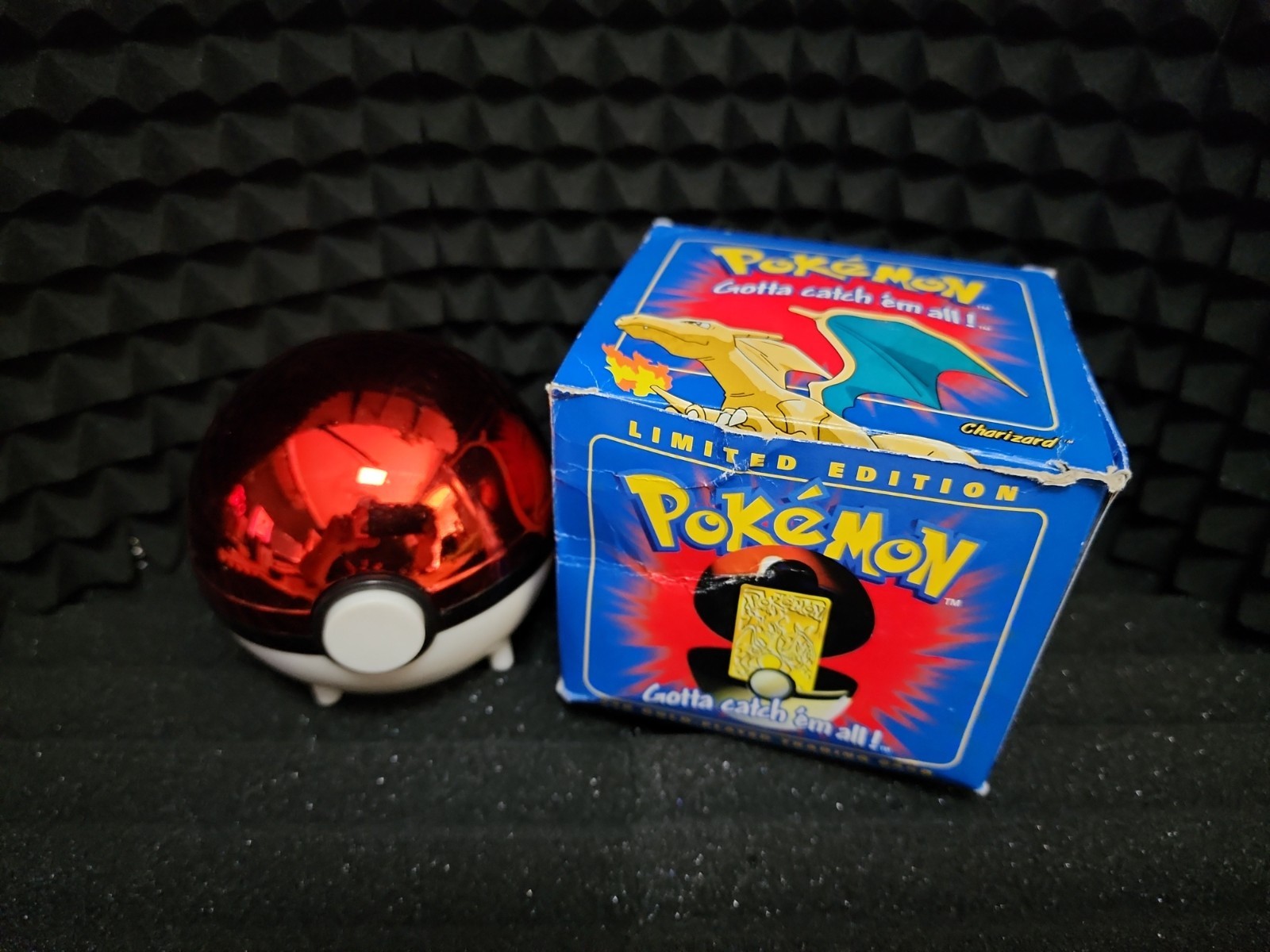 23K Gold Plated CHARIZARD 1999 Burger King Pokemon Blue - Box And Ball Only