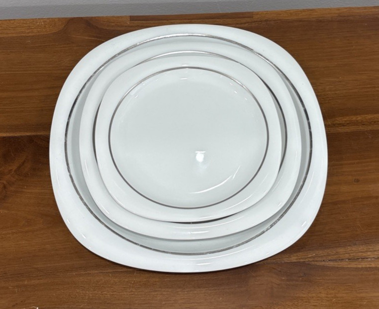 12 pieces of  Rosenthal Studio-line Lanka Suomi pattern Plates -Germany