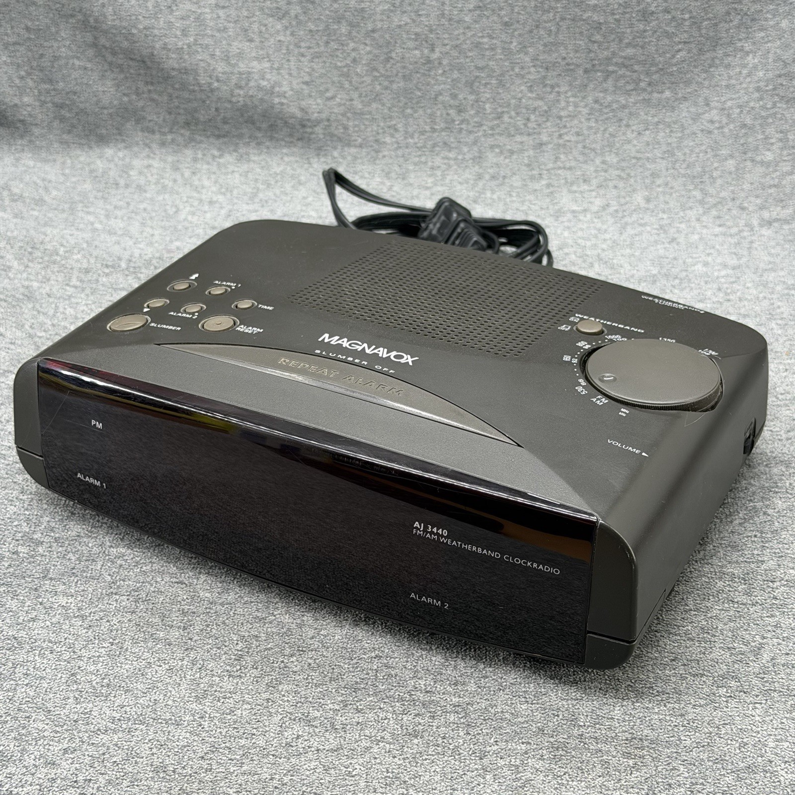 Old Magnavox AJ 3440/17 AM/FM Weatherband Dual Alarm Clock Radio Digital WORKS
