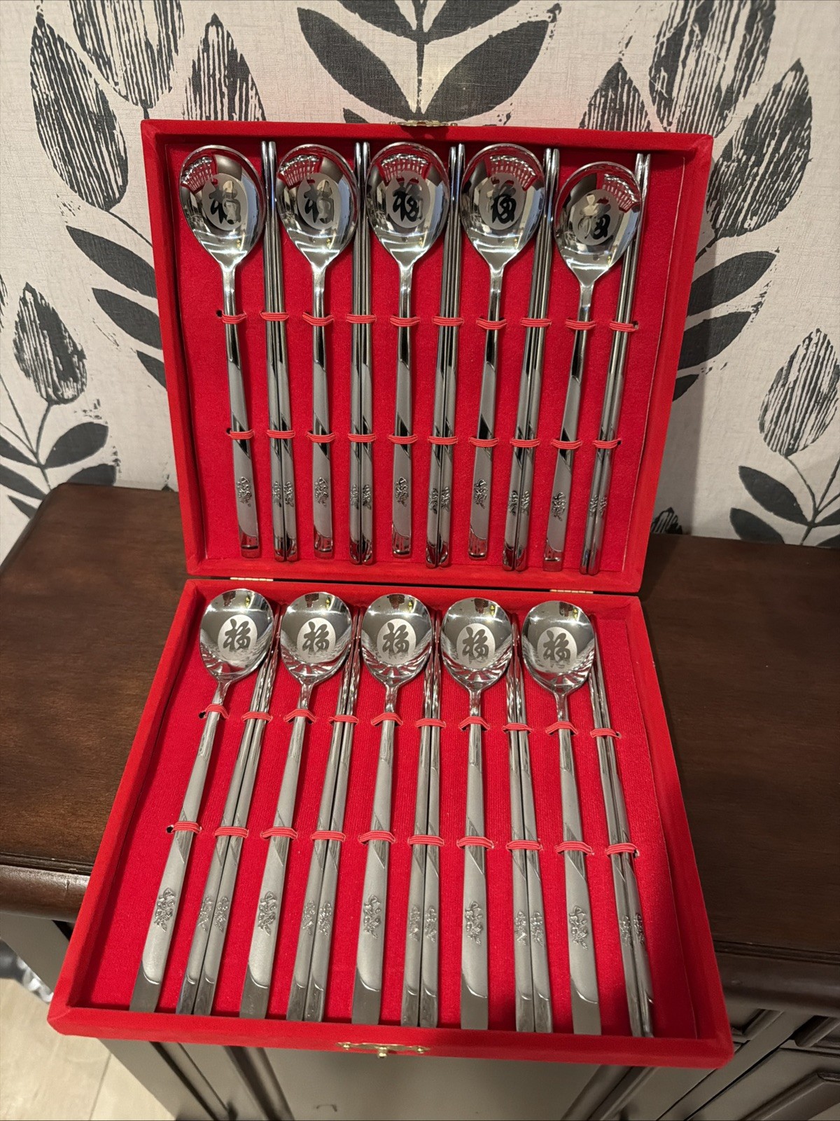 Korean Spoon Chopstick Set 30 Pc 10 Place Settings Made in Korea w Red Case NEW