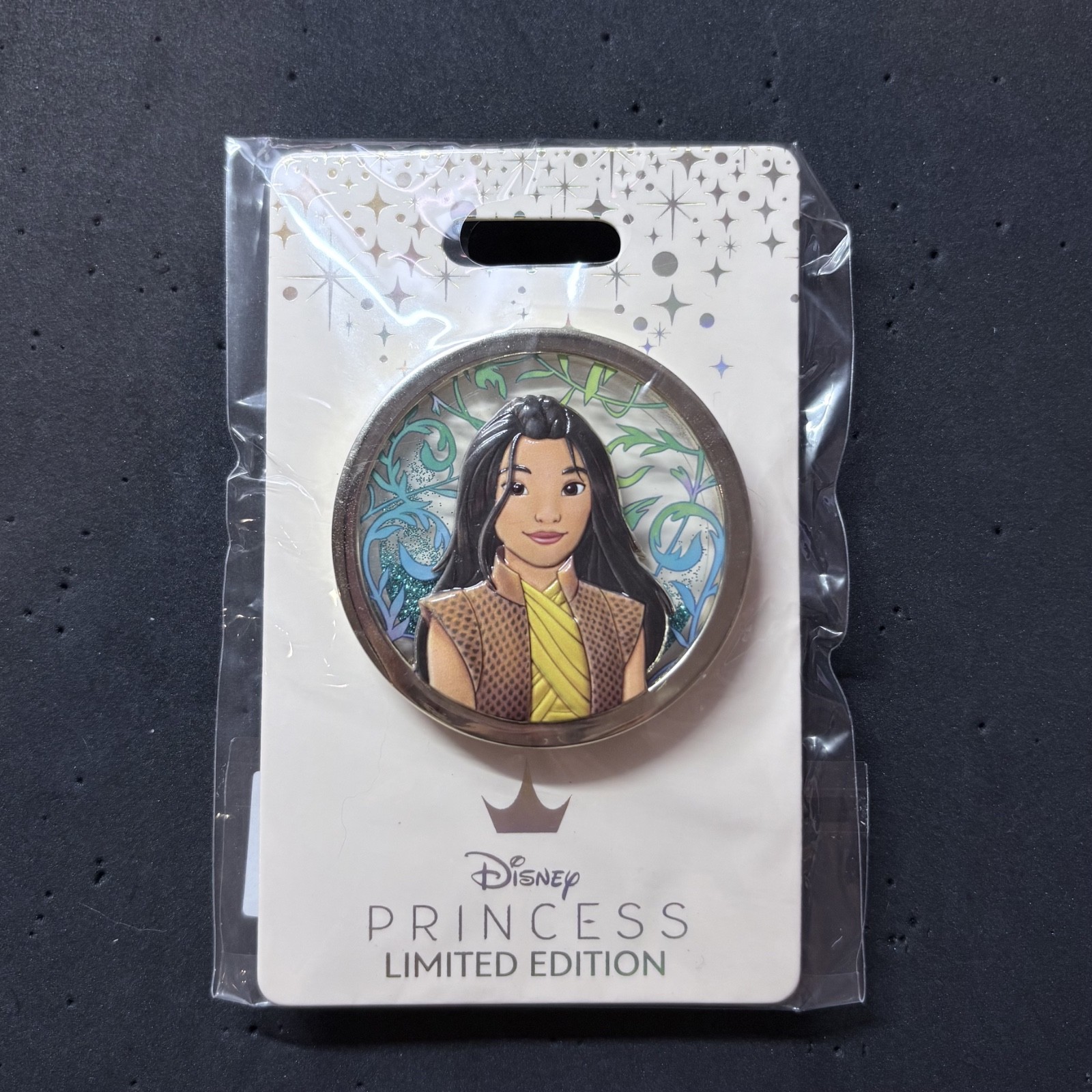 Disney WDI MOG D23 2024 Raya and the Last Dragon LE 400 Pin Glitter Princess
