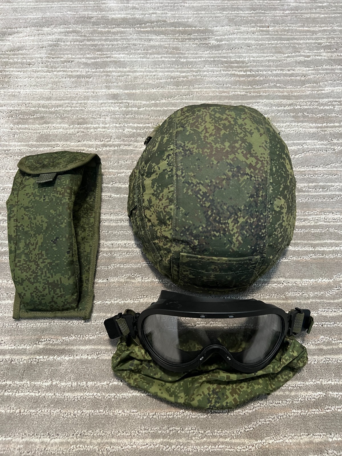 Russian Army Helmet 6B47 Ratnik Size 2 ORIGINAL ISSUE + 6B50 Goggles w/ Pouch