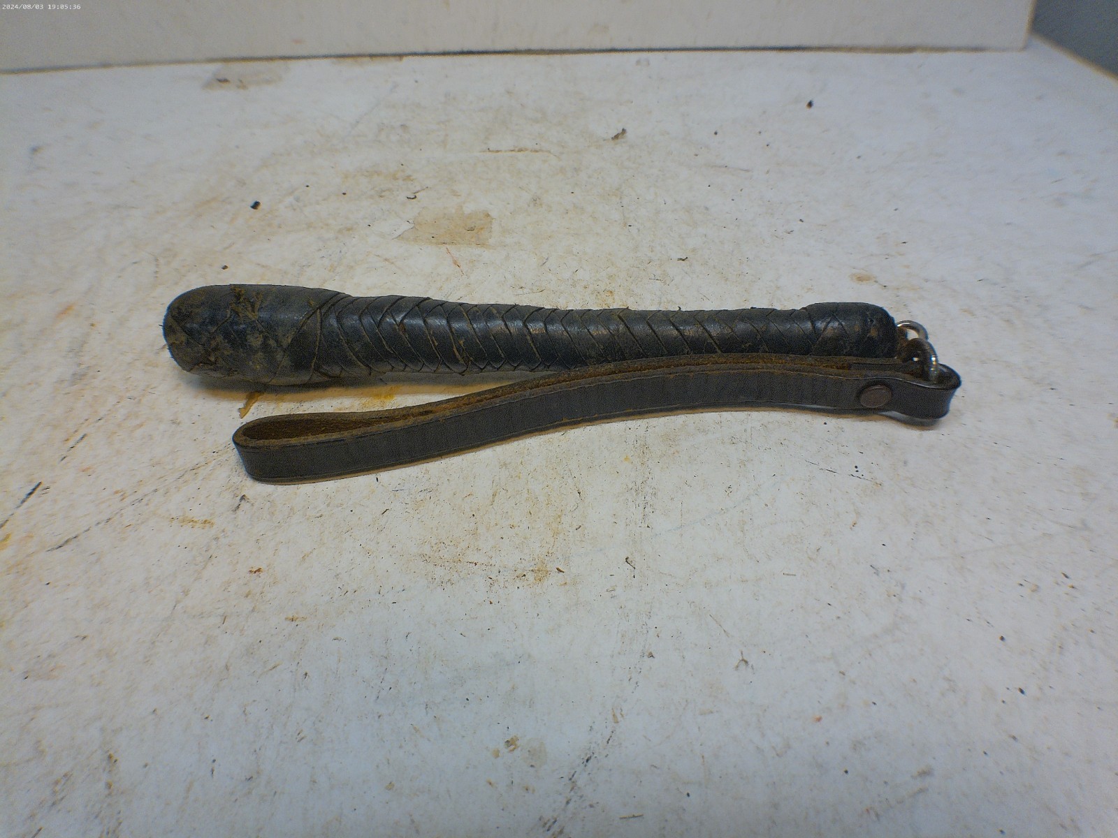 VINTAGE BRAIDED LEATHER POLICE COLLECTIBLE L@@K