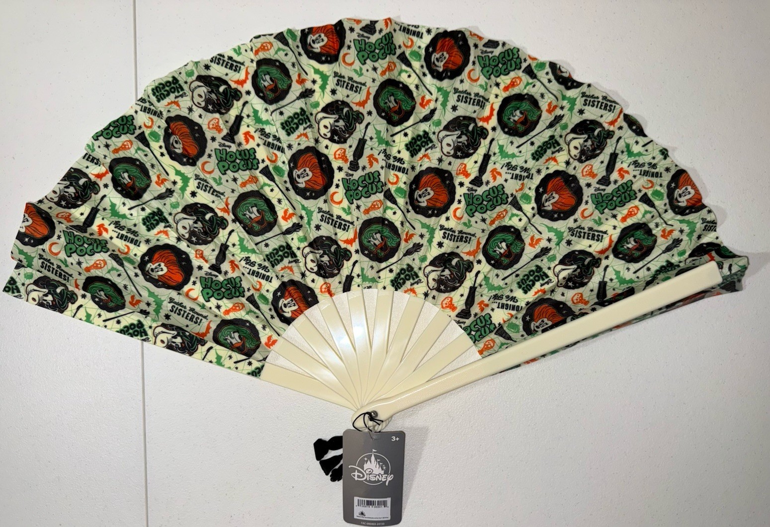 Disney Hocus Pocus Hand Fan Halloween 26\