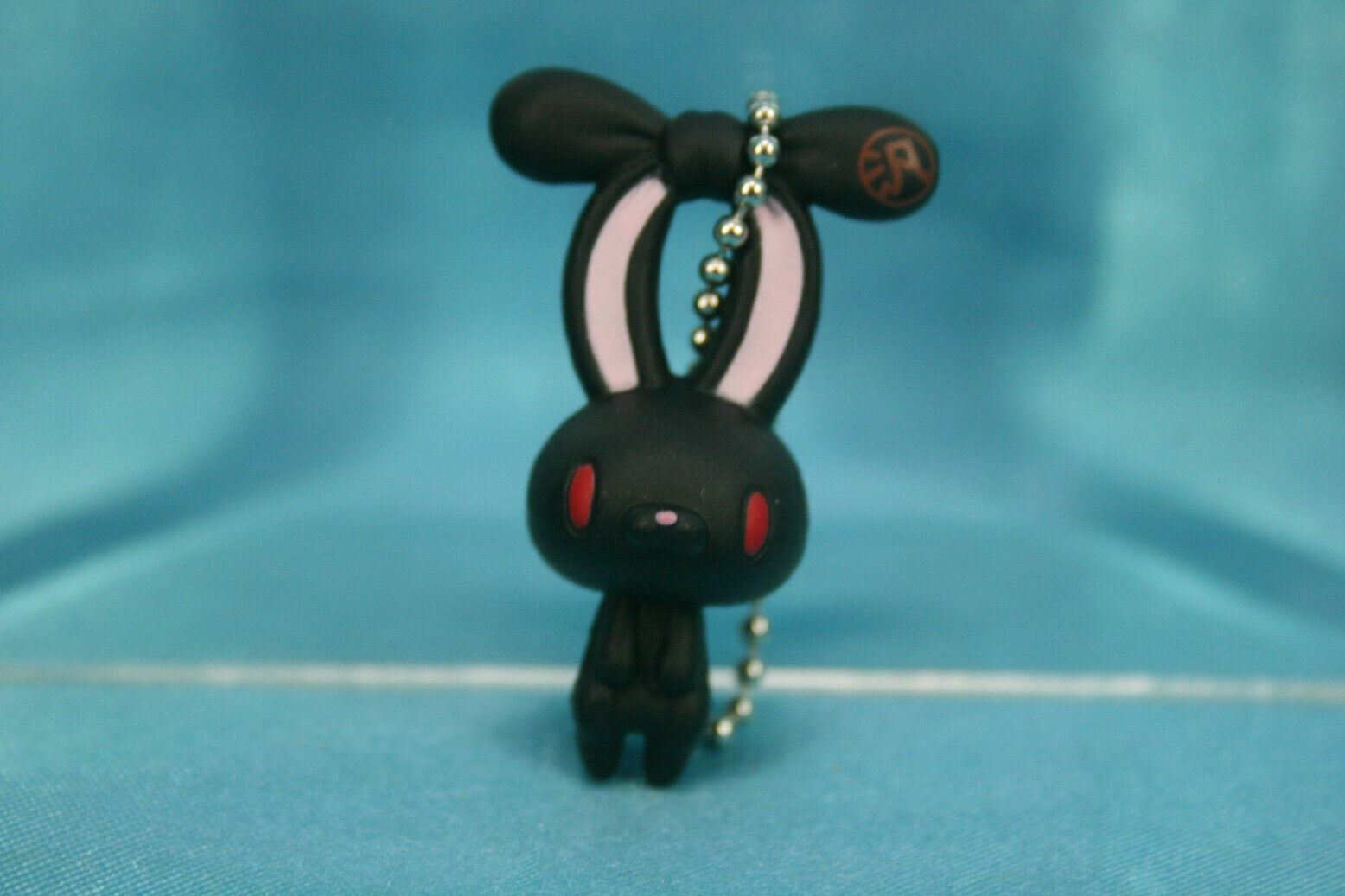 Gloomy the Naughty Grizzly Rabbit Hanyo Usagi Mini Figure Keychain Black