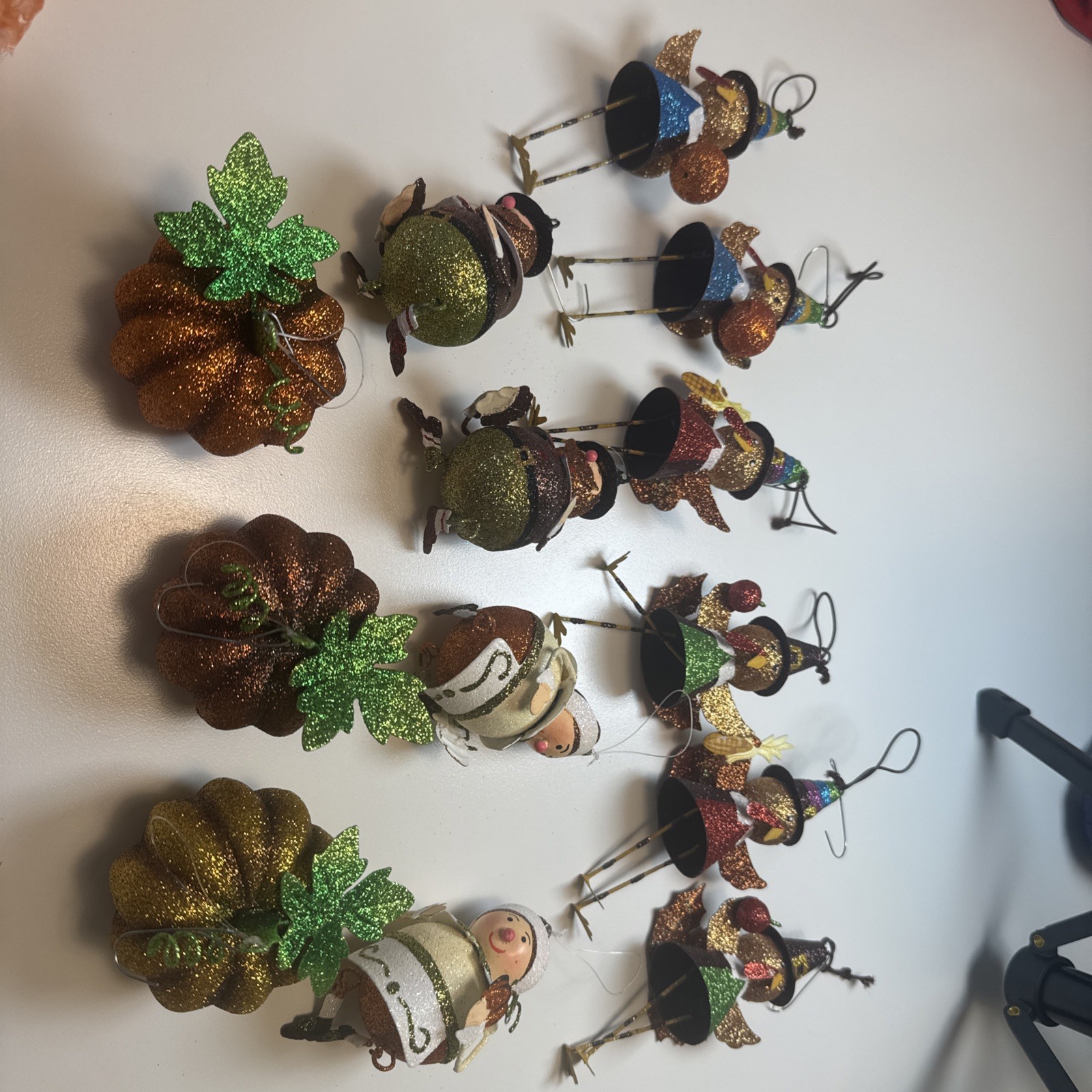 Pier 1 One VINTAGE PILGRIM/Turkey/pumpkin Ornament FALL HARVEST Glitter 13pcs