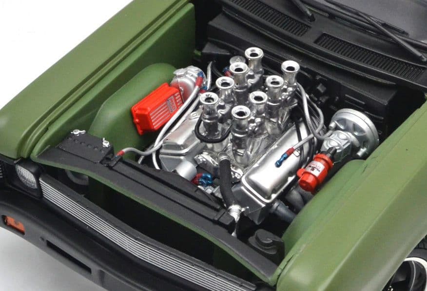 GMP 1/18 1970 Chevrolet Nova Warhawk Green V8 Engine Model Car