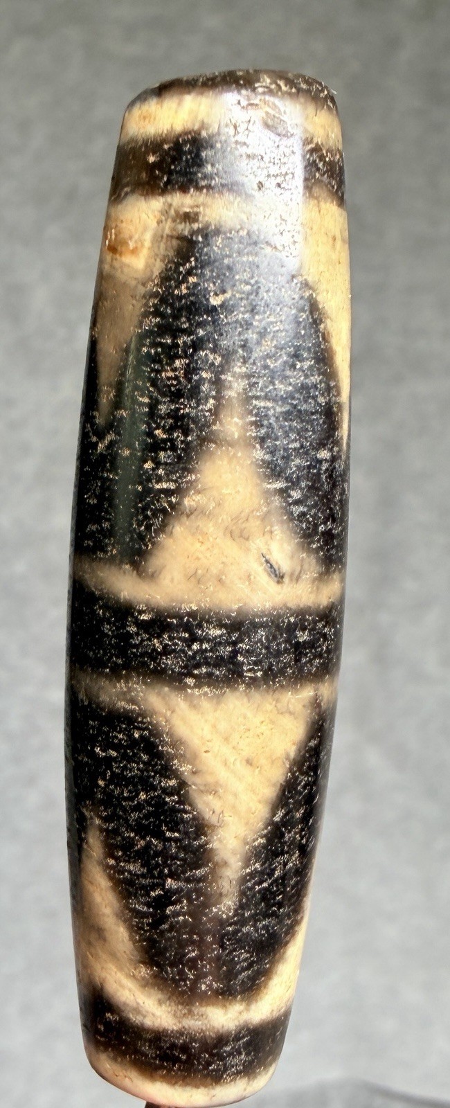 Tibetan Rare Old Agate Double Tiger Teeth Dzi Bead, Talisman, Naga Dig Marks🔥✨