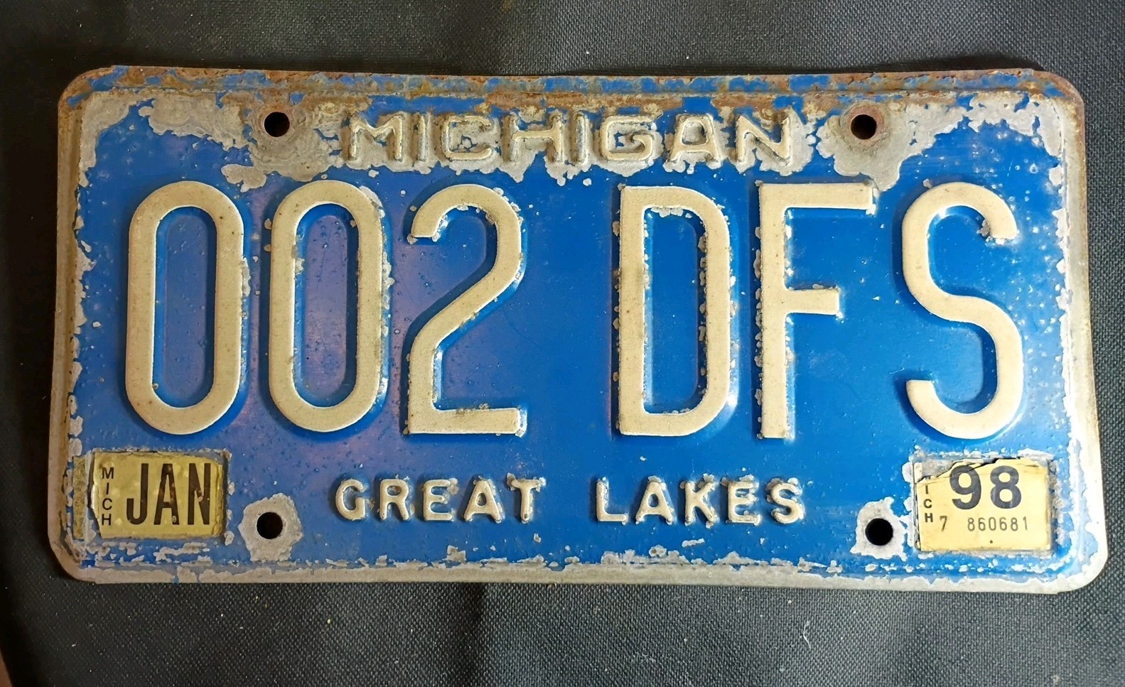 Vtge 1998 Michigan Lic. Plate Tag(1) 002-DFS. Rustic, Naturally Corroded. Photos