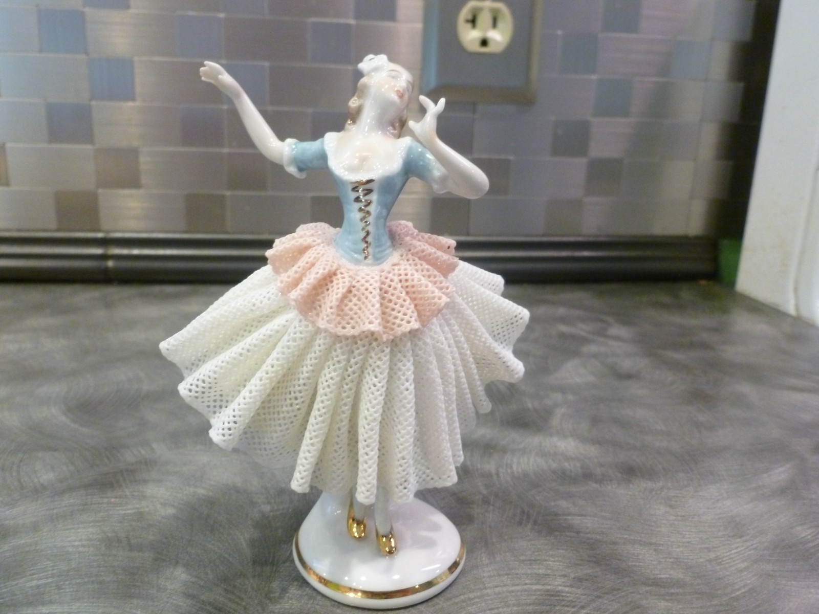 Pristine Unterweissbach Porcelain Lace Ballerina Figurine8769 Original Box Label