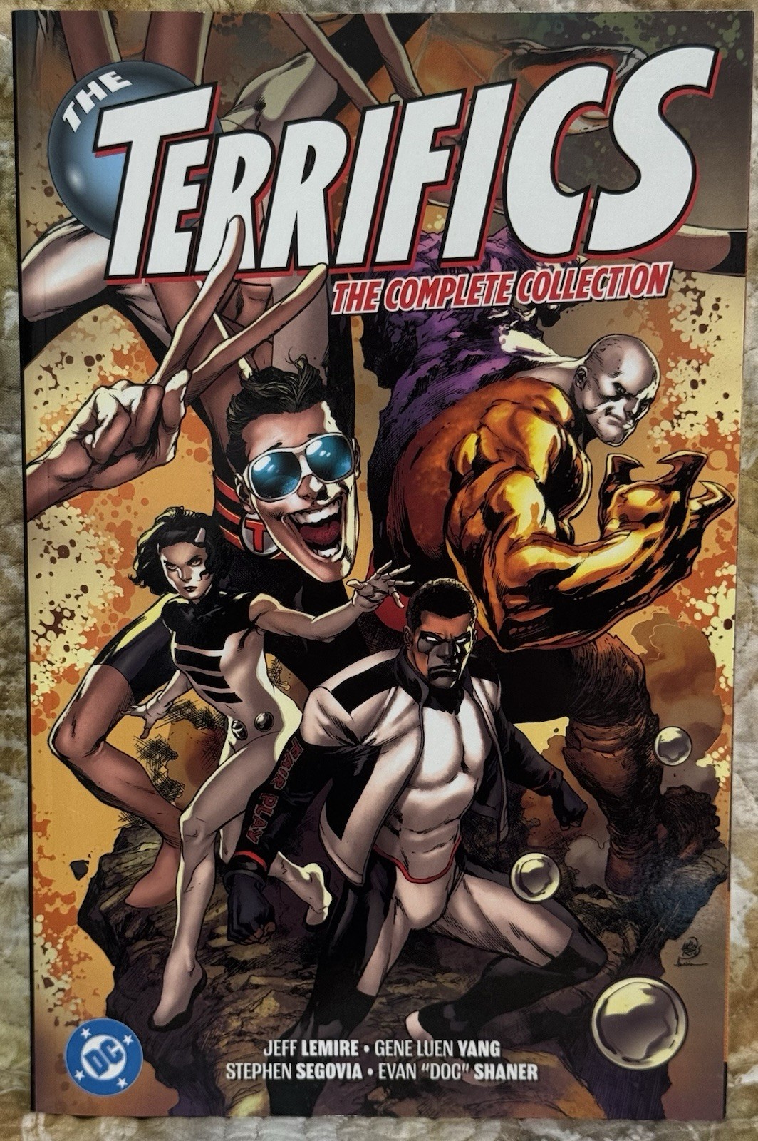 The Terrifics: The Complete Collection | DC Comics | Lemire, Yang