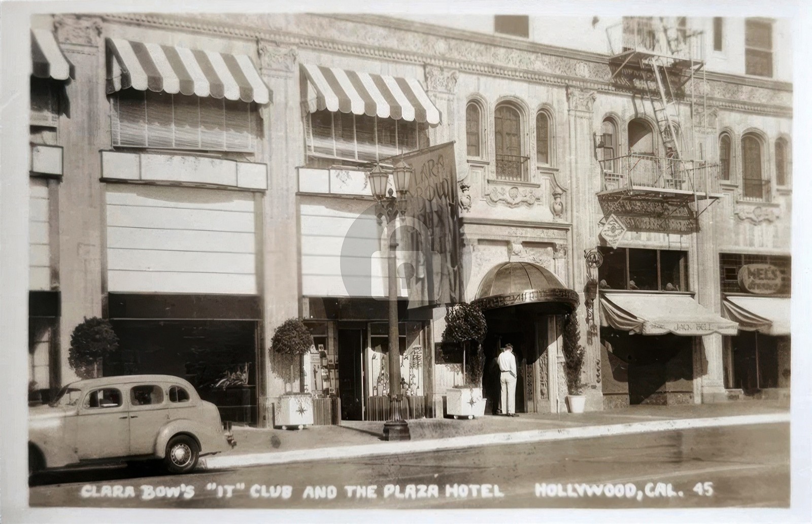 Clara Bow\'s \