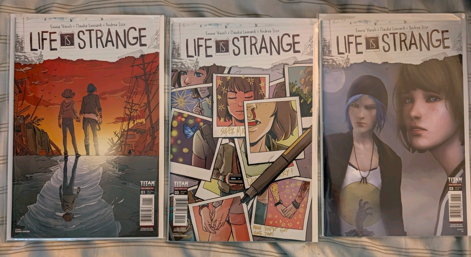 LIFE IS STRANGE (2018 TITAN) #1 1ST PRINT and two #3 cover variants
