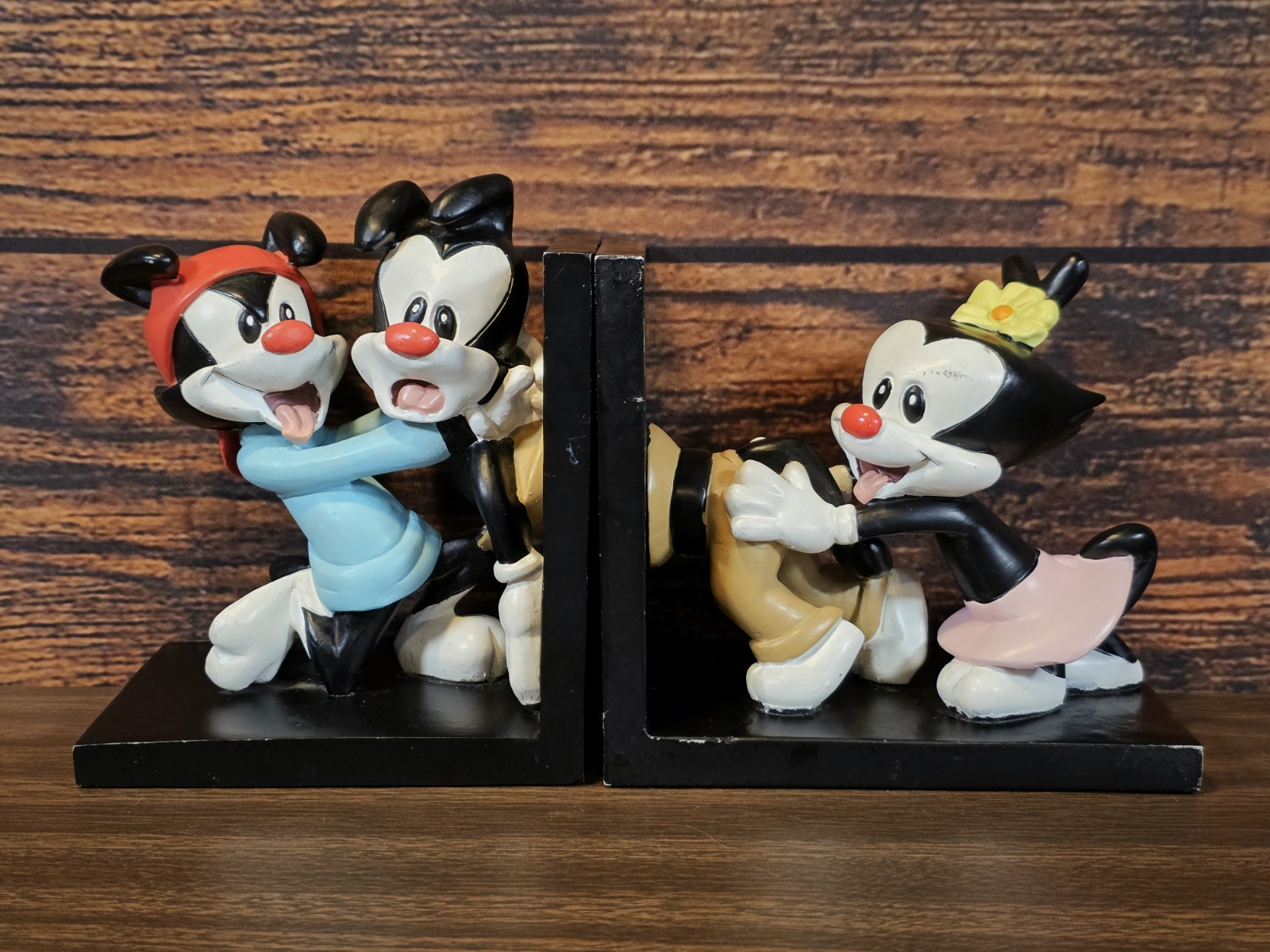 Vintage 1995 Warner Bros Animaniacs Yakko Wakko Dot Bookends WB