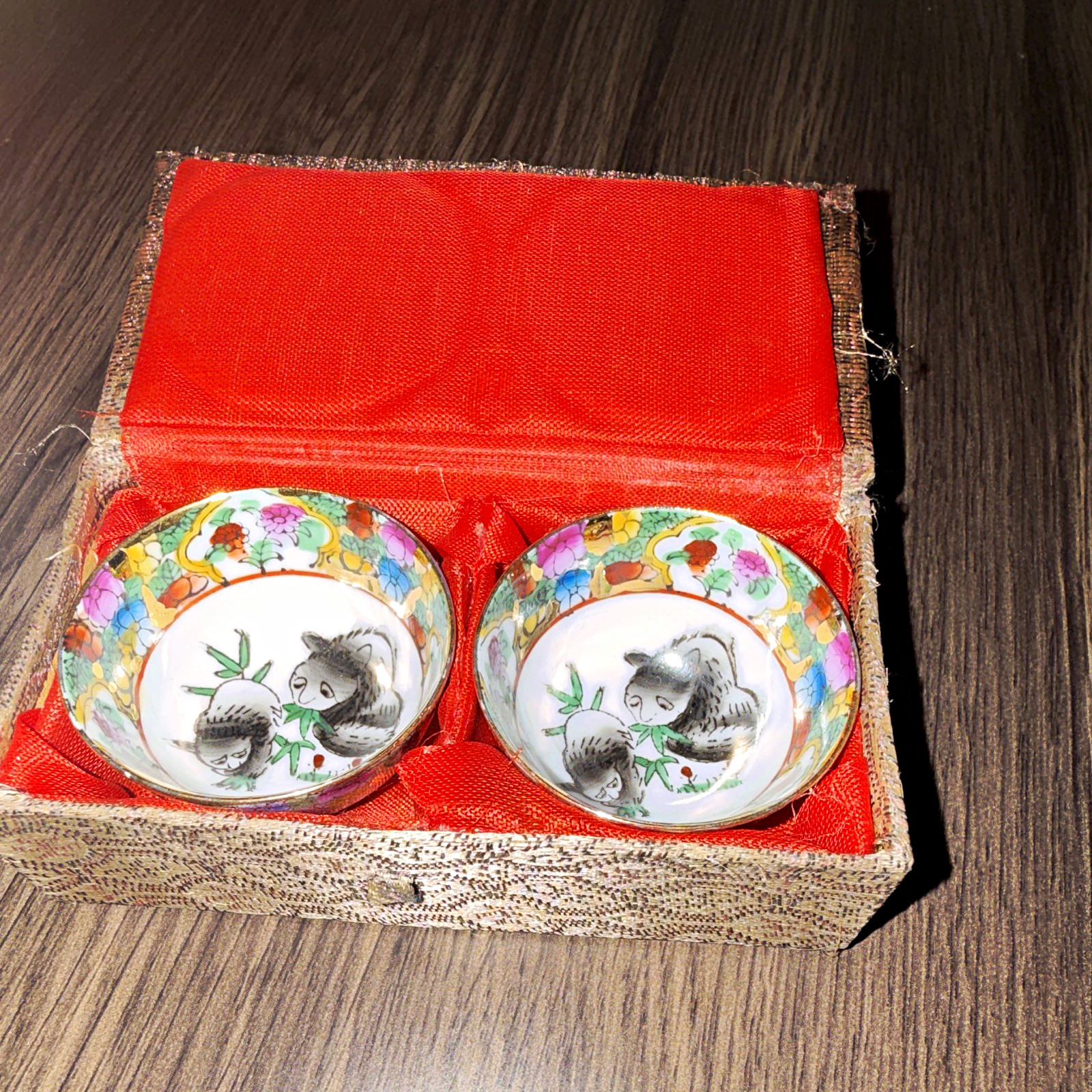 Vintage Chinese Porcelain Pair Bowls/Cups Floral & Bird/Animal w/Brocade Box