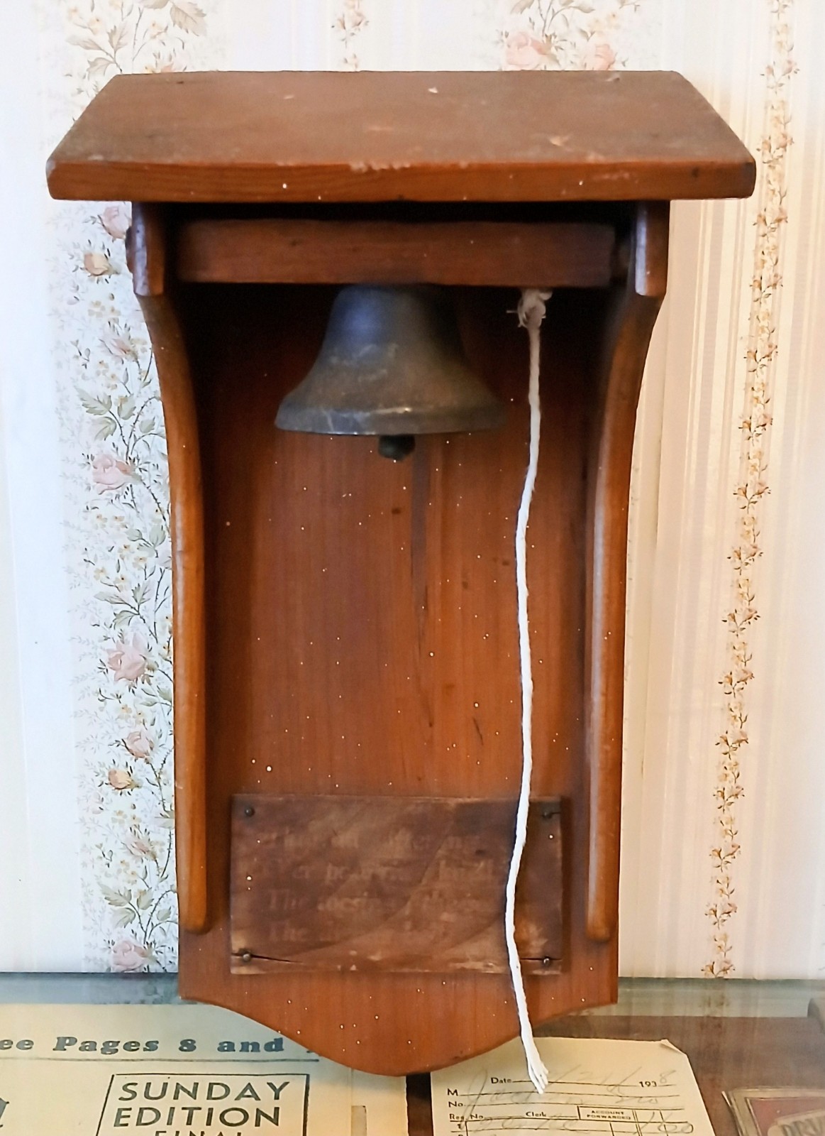 Antique Mission Oak Arts & Crafts Hanging Dinner Bell Jamestown Byron Poem 1910