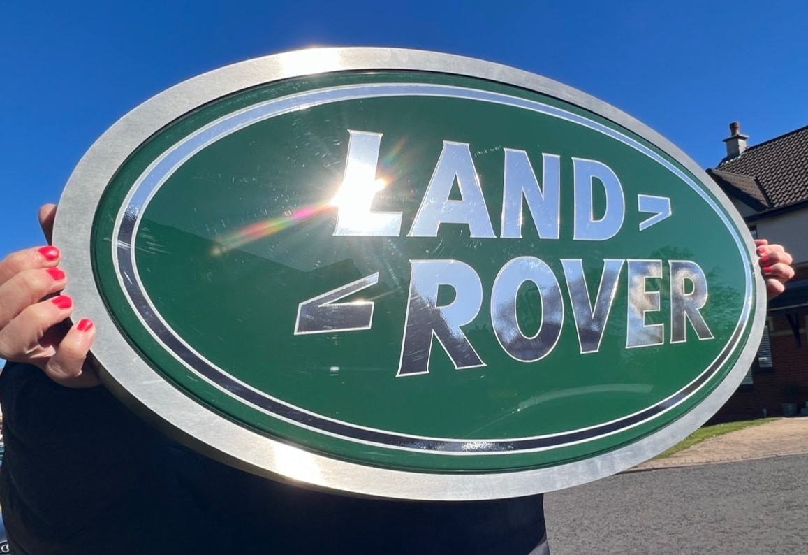 RARE 2000’s LAND ROVER DEALER SIGN SERVICE SHOWROOM GARAGE SIGN RANGE ROVER