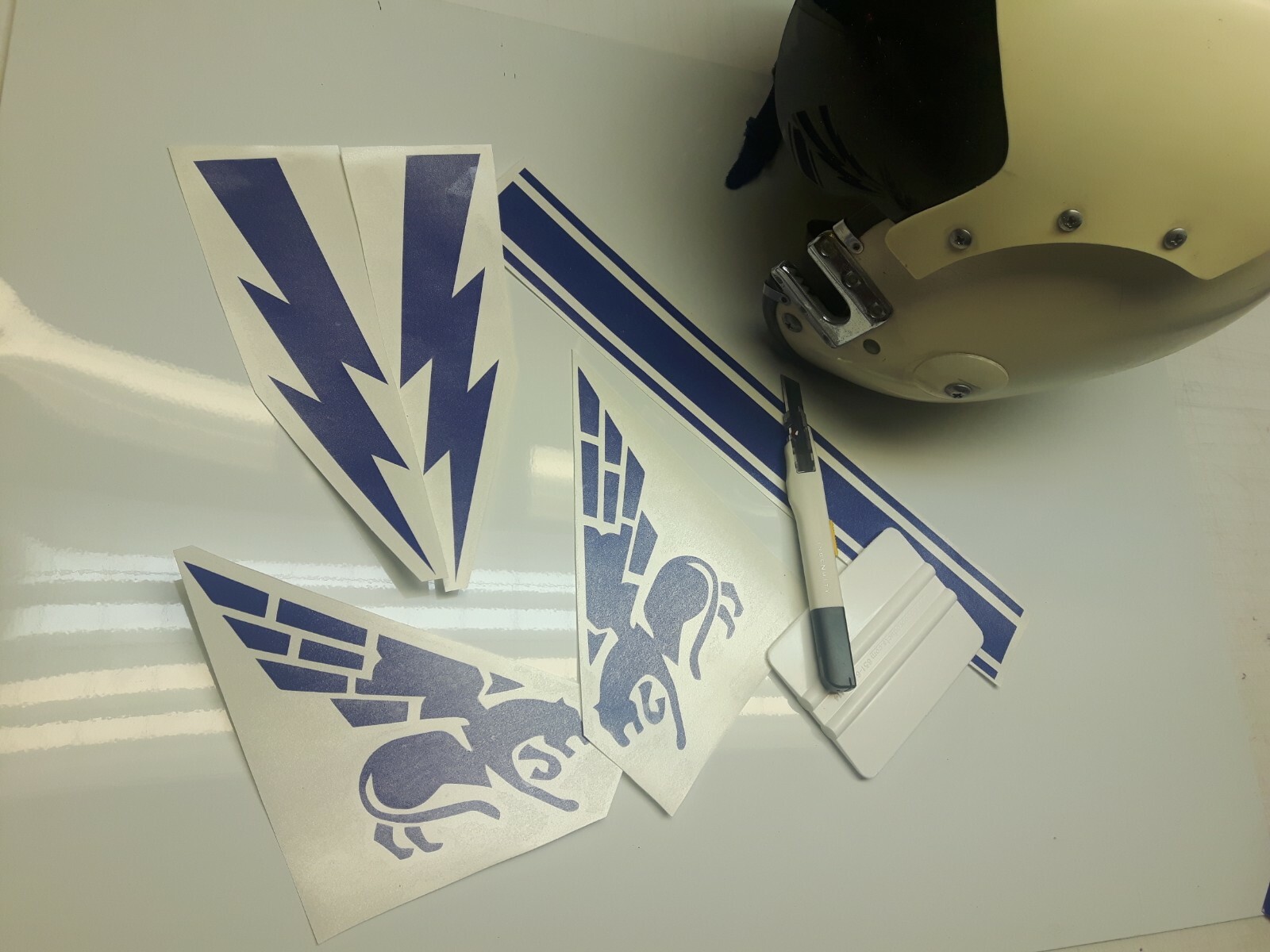TOP GUN HGU-33 / 55 Flight Helmet Decals VF-143 Pukin Dogs F-14 Tomcat MAVERICK
