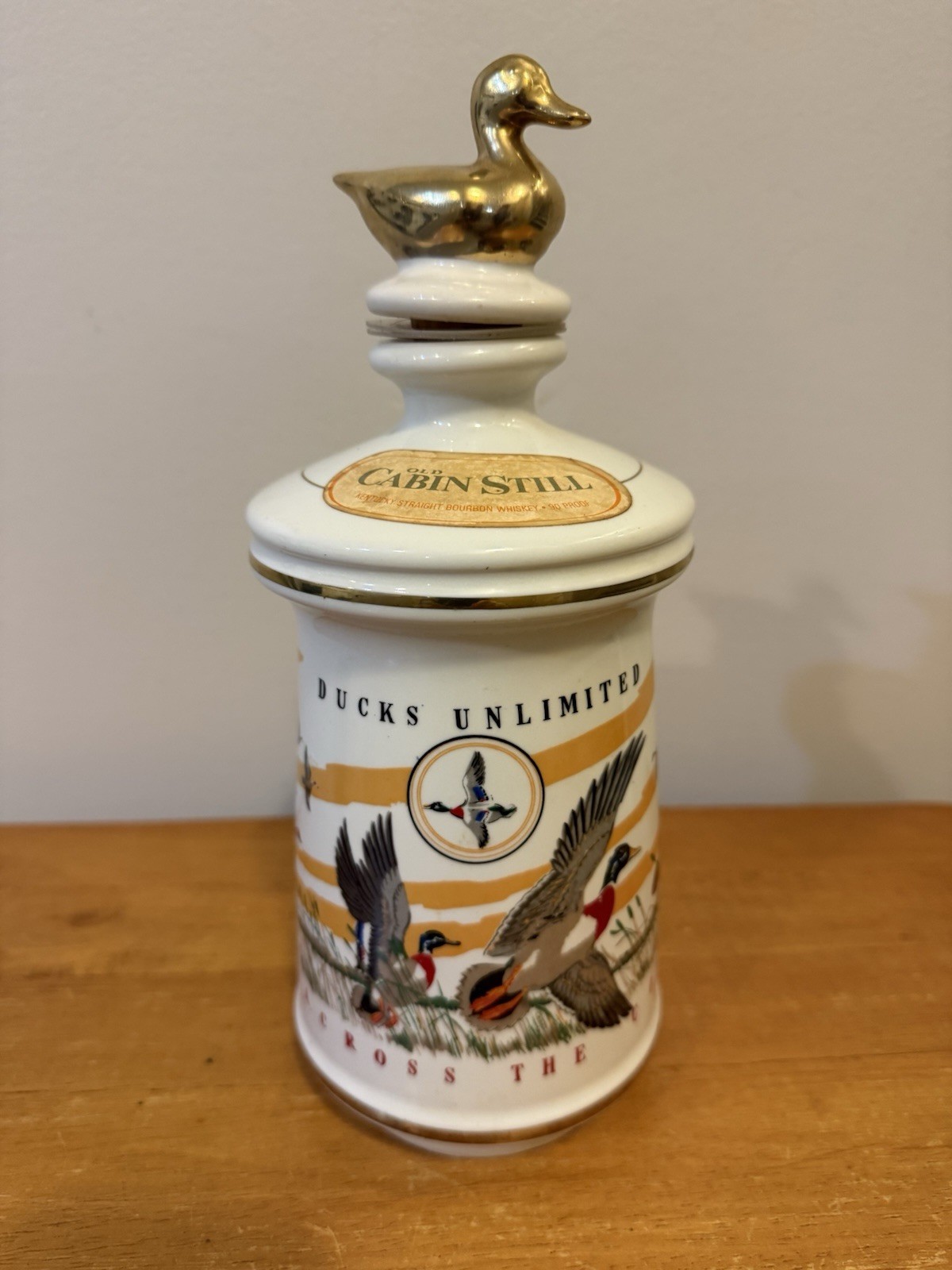 Vintage 1972 Old Cabin Still Ducks Unlimited Decanter Stitzel-Weller-Era-EUC