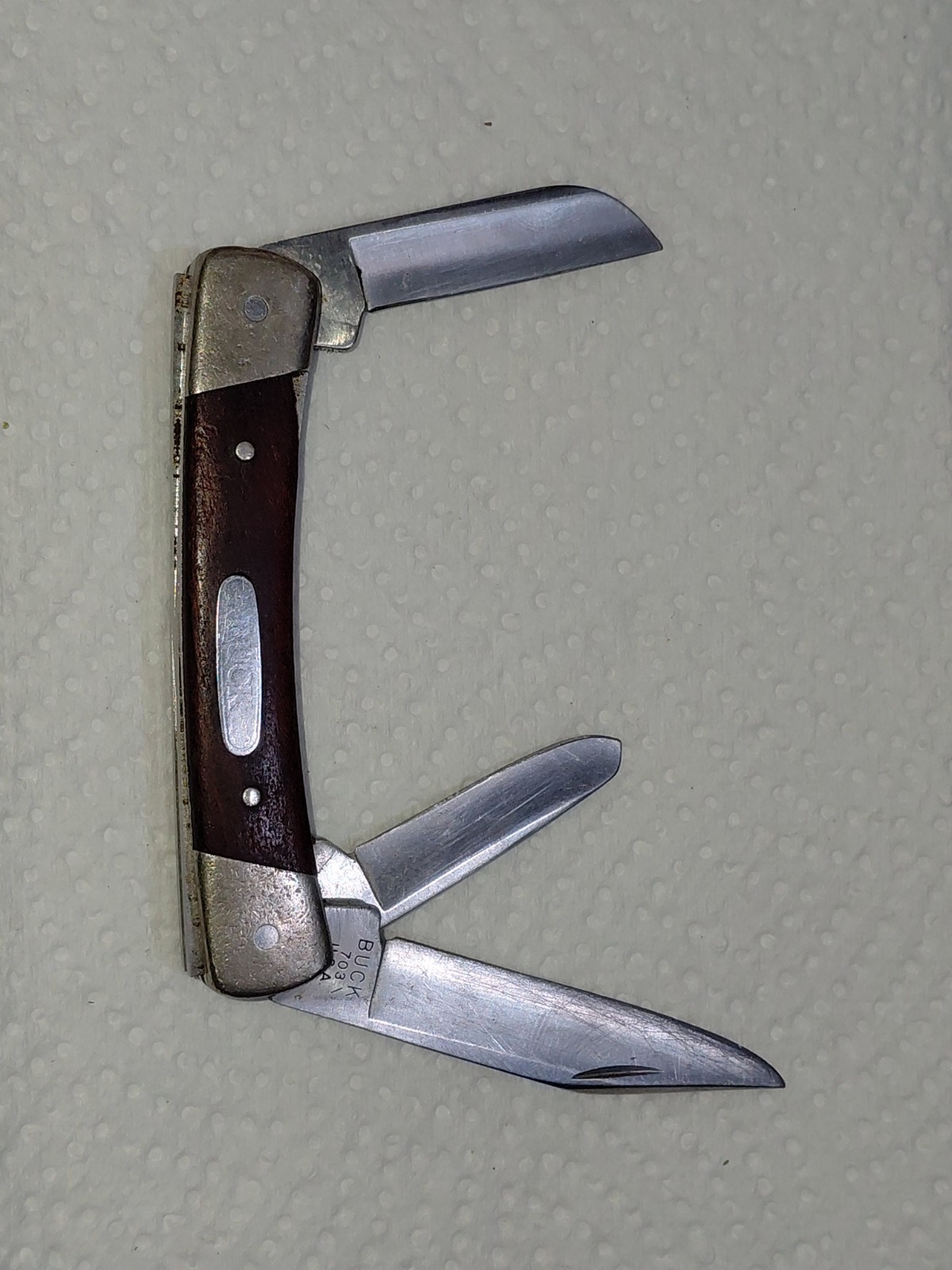 Vintage Buck 703+U.S.A Folding Pocket Knife 3 Blade Wood Handle  Mint