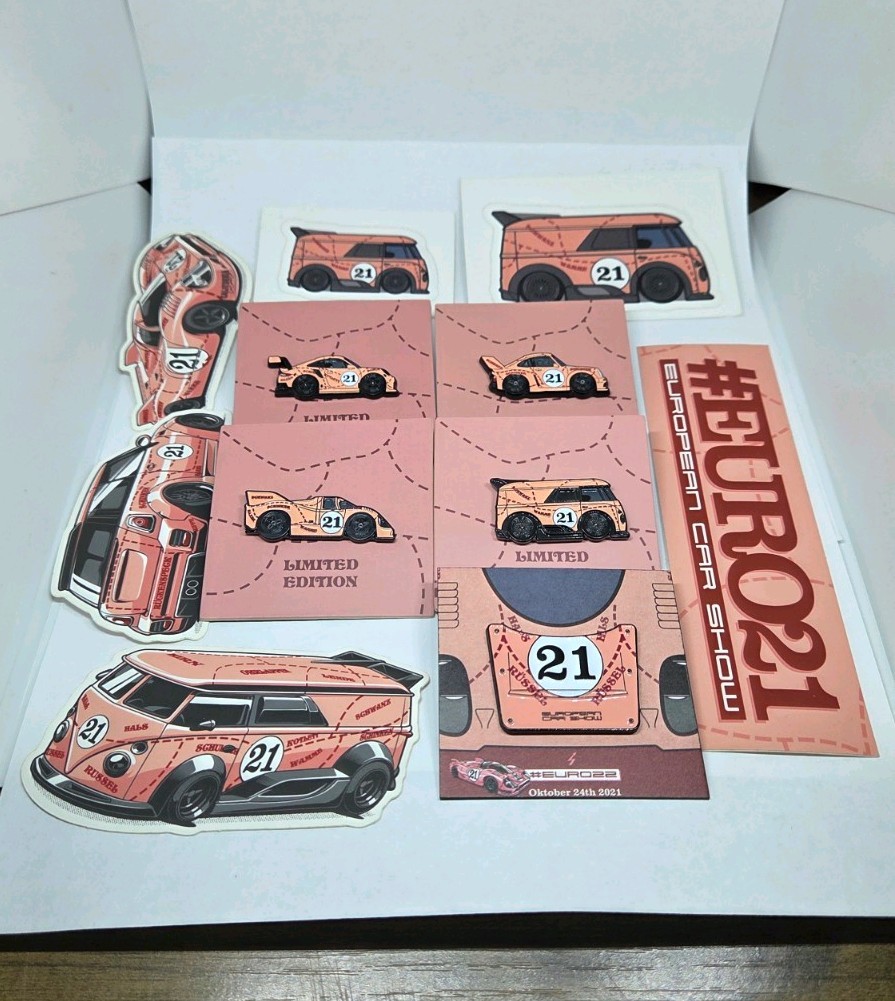 Leen Customs Limited Edition Pink Pig Porsche Set with Stickers 