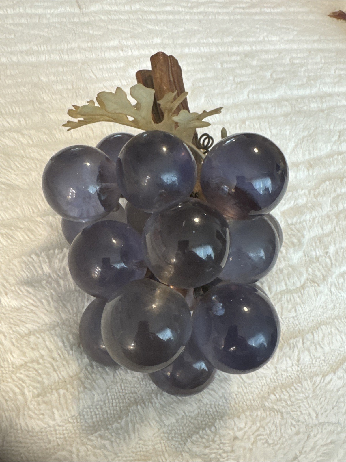 VTG Retro MCM Acrylic Lucite Grape Cluster Mid Century Decor