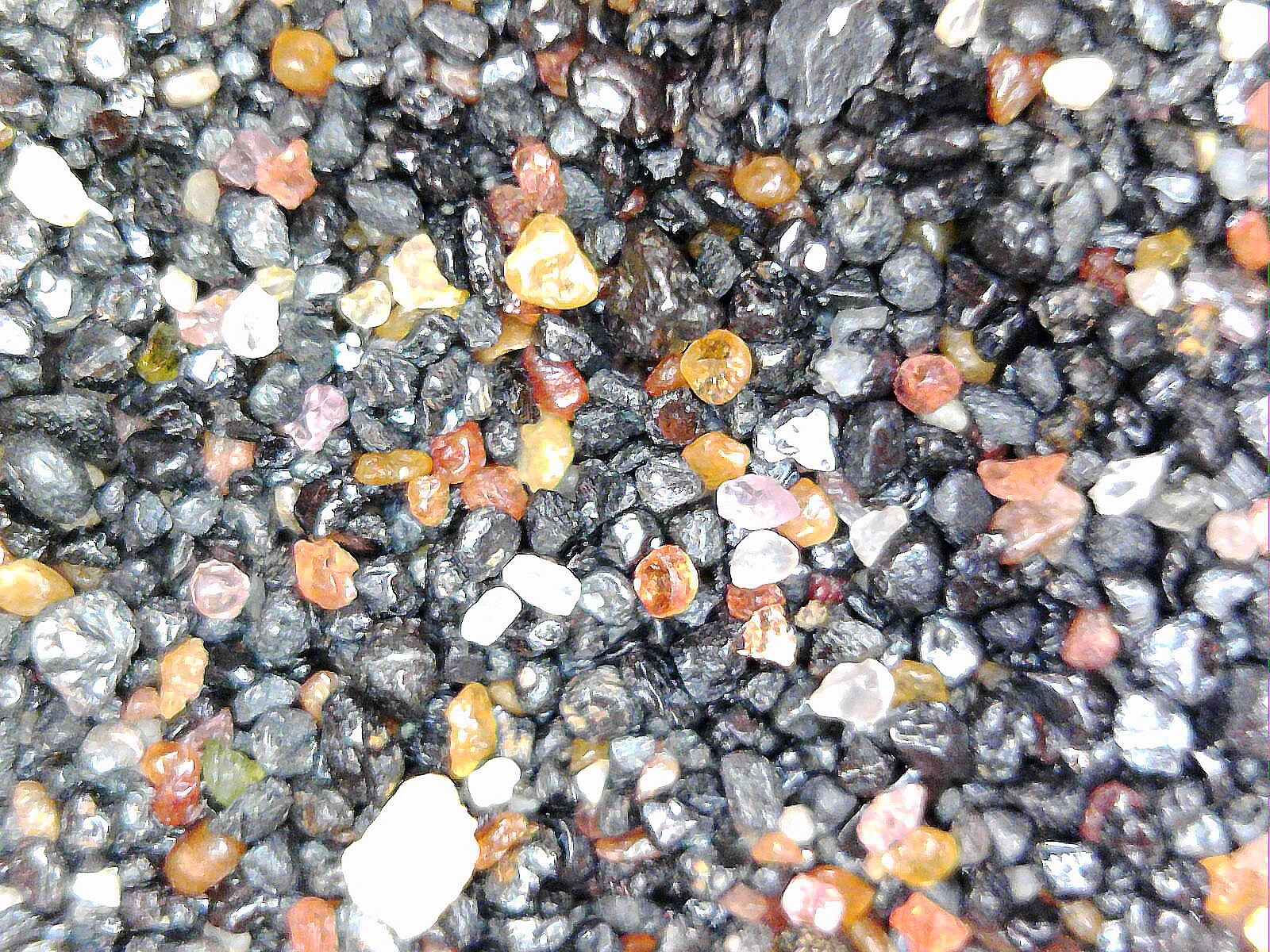 Rare Earth Concentrate - 4 Kilo Amount - US and EU SHIPPING INCLUDED - Academic