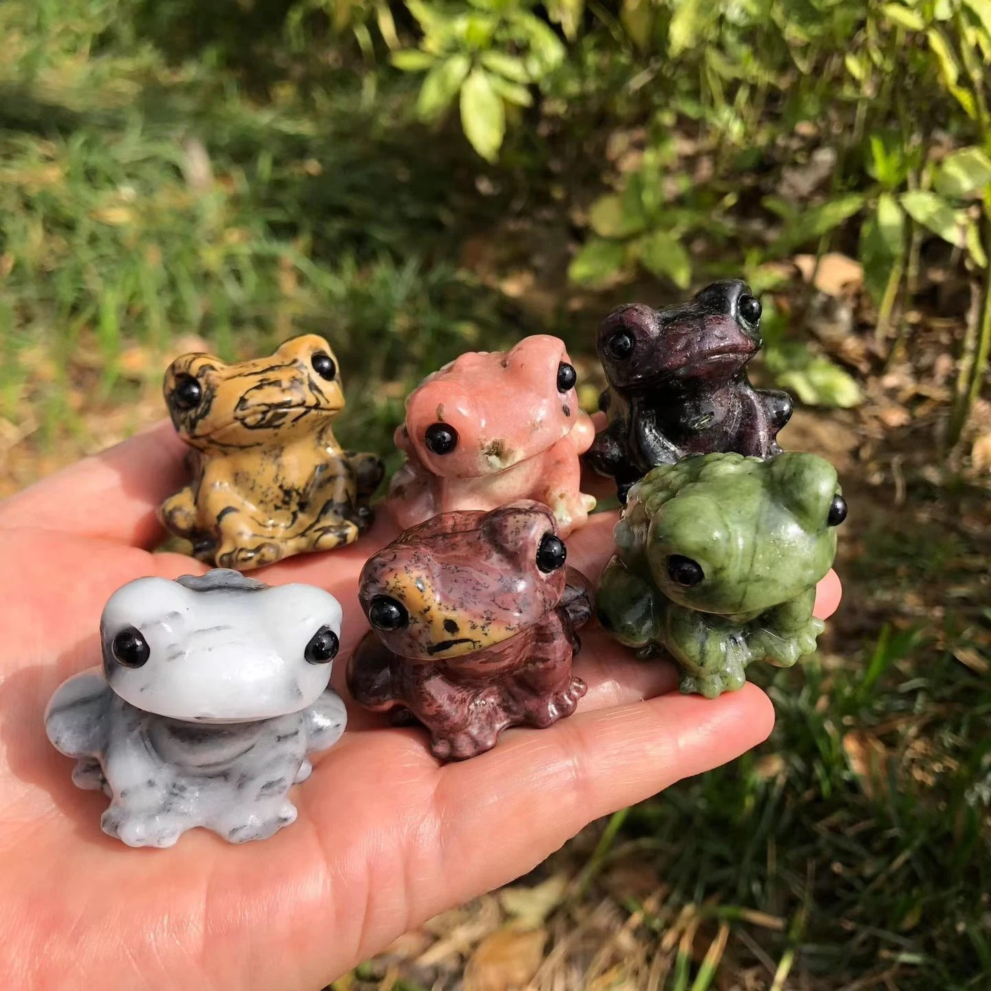 10pc Natural Mixed Quartz hand Carved Crystal Frog skull reiki heal gift Decor