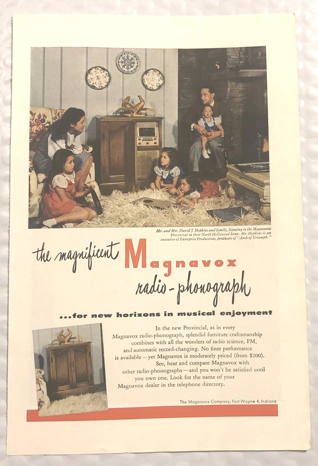 1947 Magnavox Radio-Phonogragh Original Print Ad Full Page New Horizons  Vintage