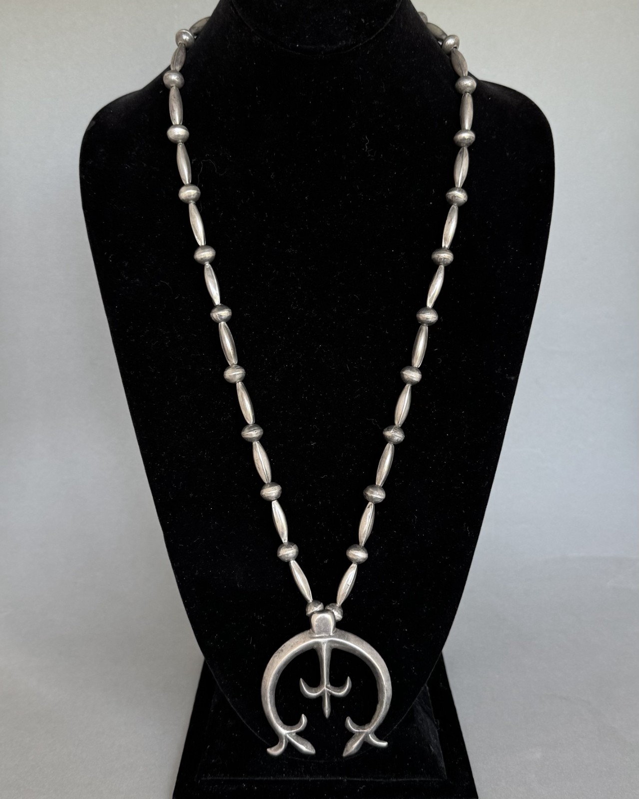 Old Pawn Navajo Sterling Silver Naja Necklace