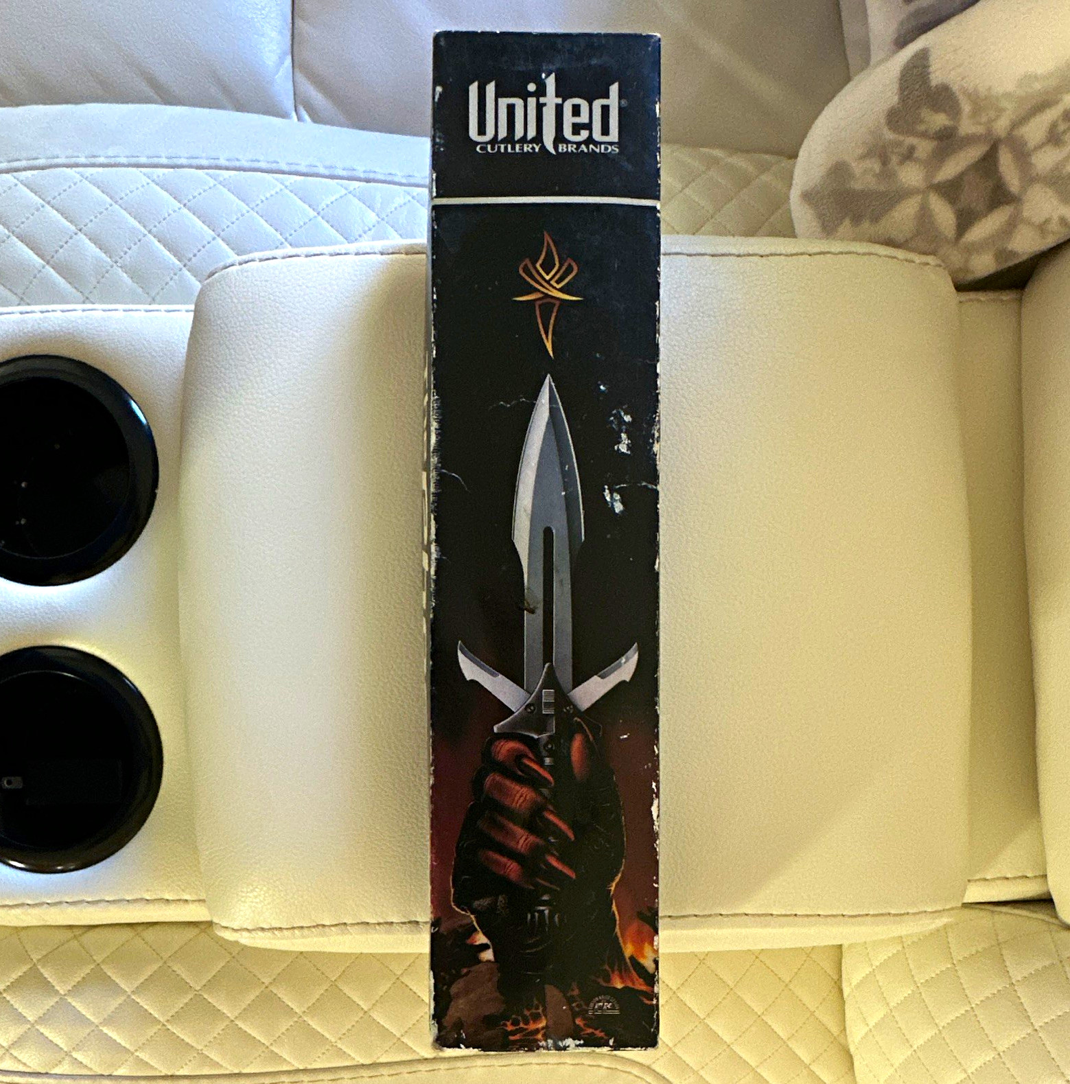 United Cutlery Phantom Dagger Stainless Steel Double Edge Full Tang w/ Sheath