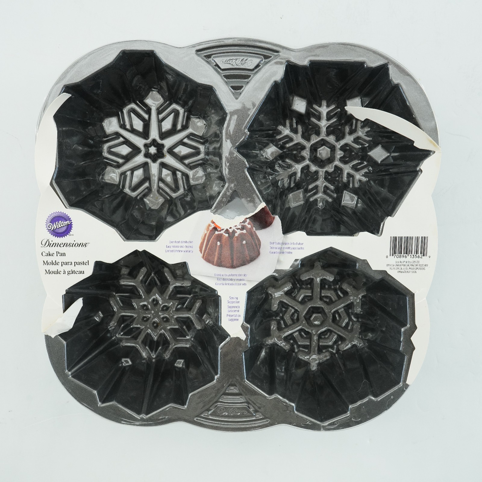 Wilton Dimensions 4 Cavity Snowflake Cake Pan Snow Christmas Holiday NEW HEAVY