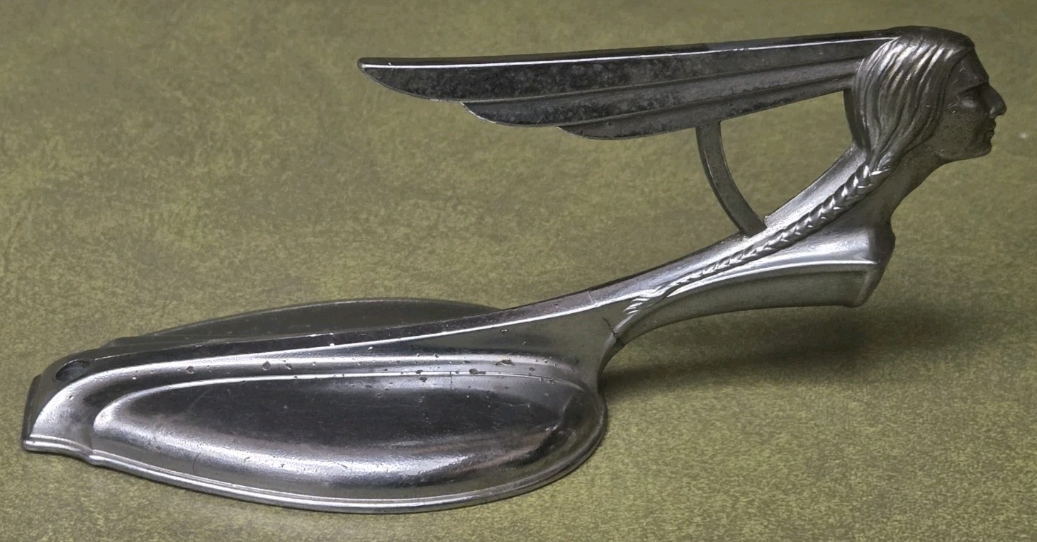 1933 1934 Pontiac Radiator Cap Hood Ornament Mascot *READ*