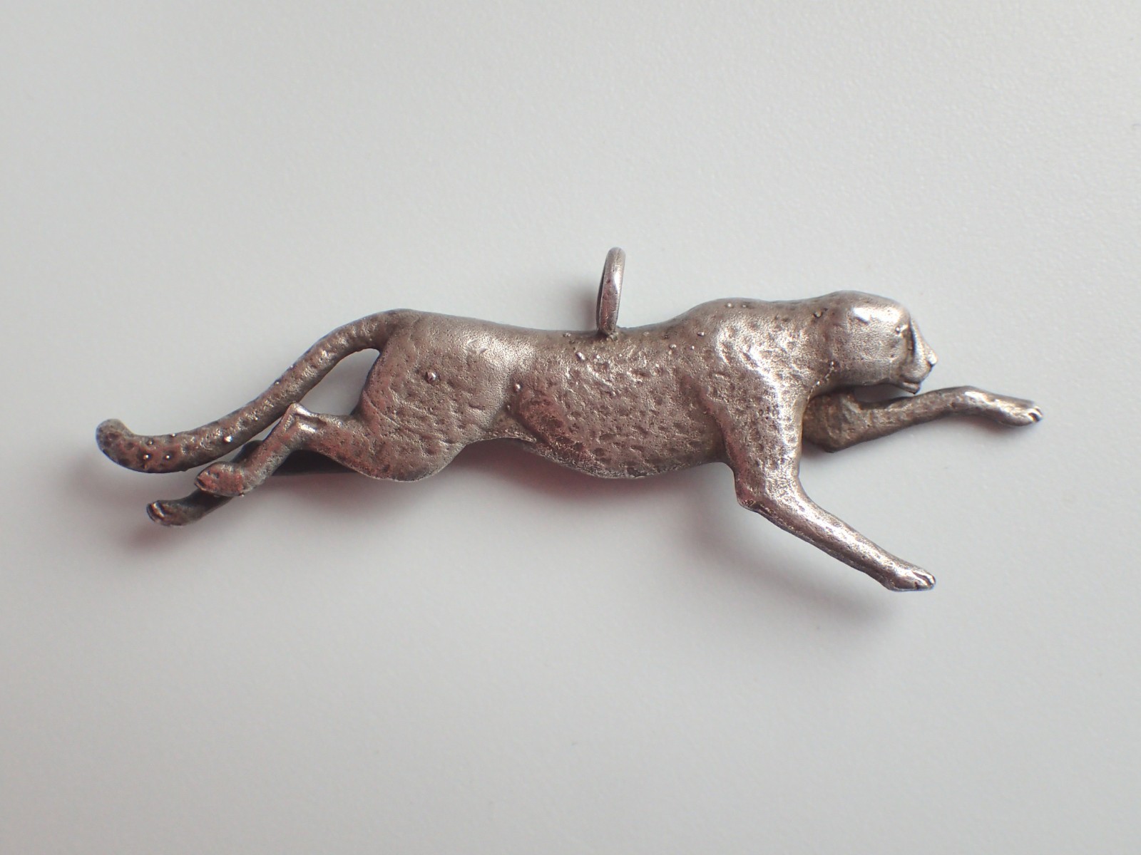 Rare Vintage Sid Bell Pewter Cheetah Wild Kingdom Pendant