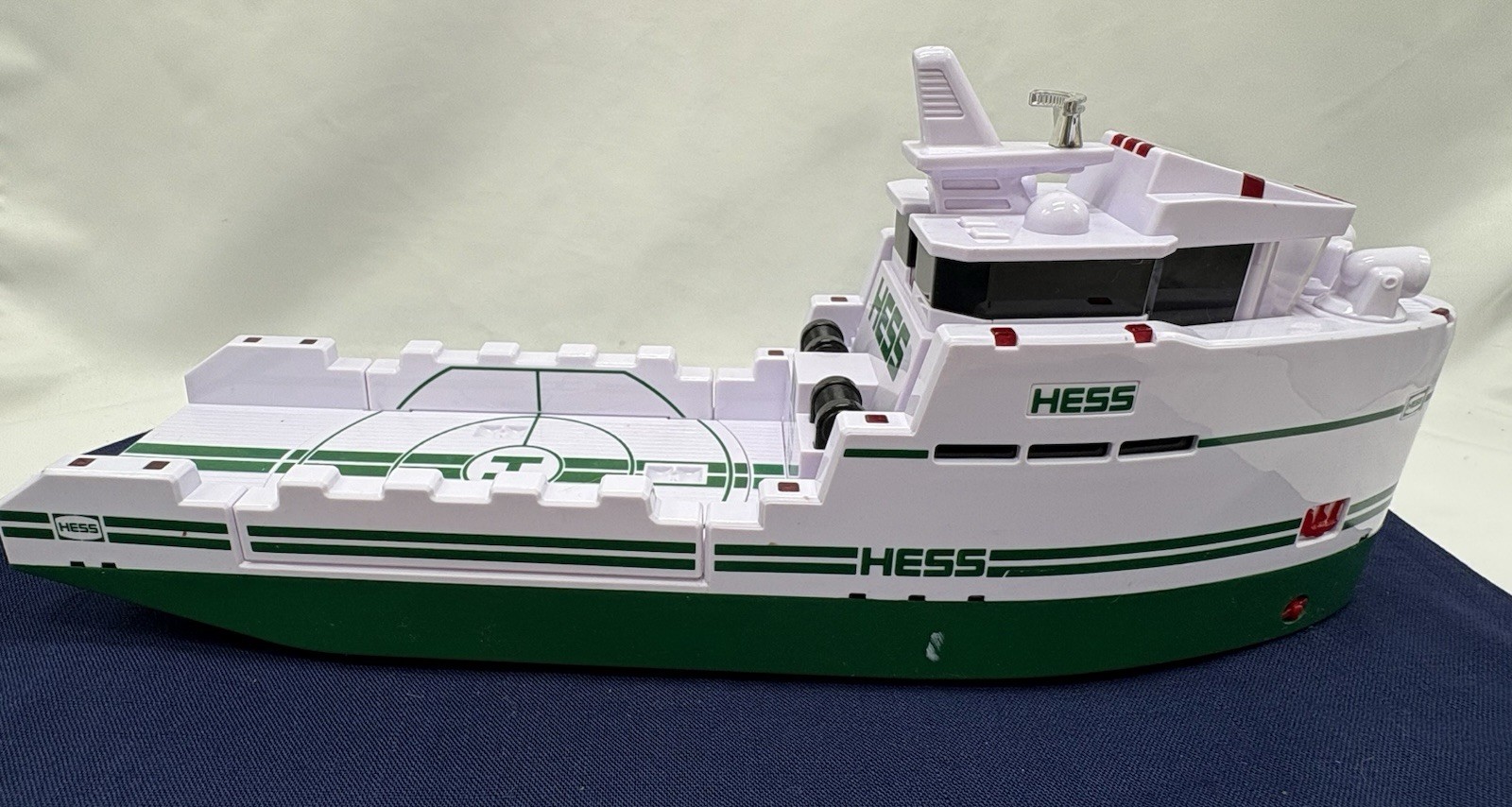 Hess Truck 2023 Collector\'s Edition Ocean Explorer 90th Anniversary - Ship Only