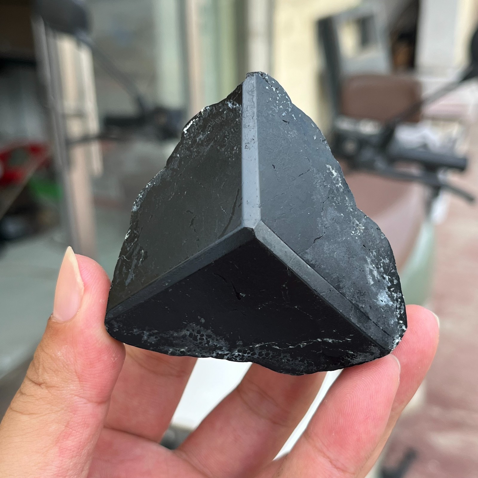 320g Rare Natural Black 
